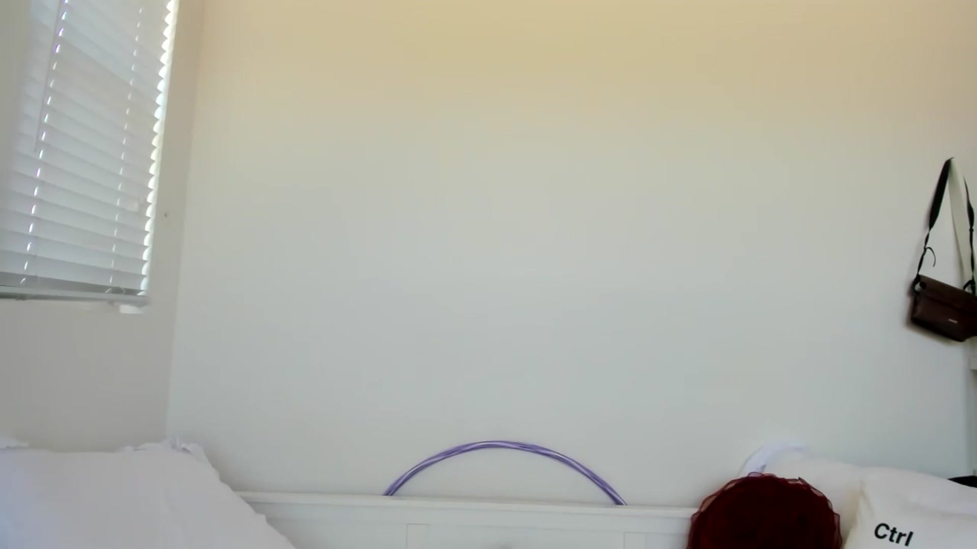 Gallery image thumbnail from lPEEPl's myfreecams stream on, 05/06/2026, 20:05 image 17 of 20