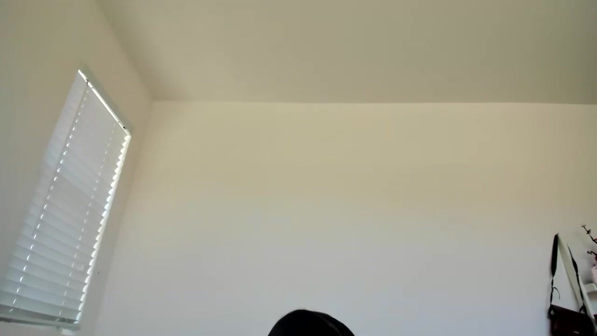 Gallery image thumbnail from lPEEPl's myfreecams stream on, 05/06/2026, 20:05 image 15 of 20