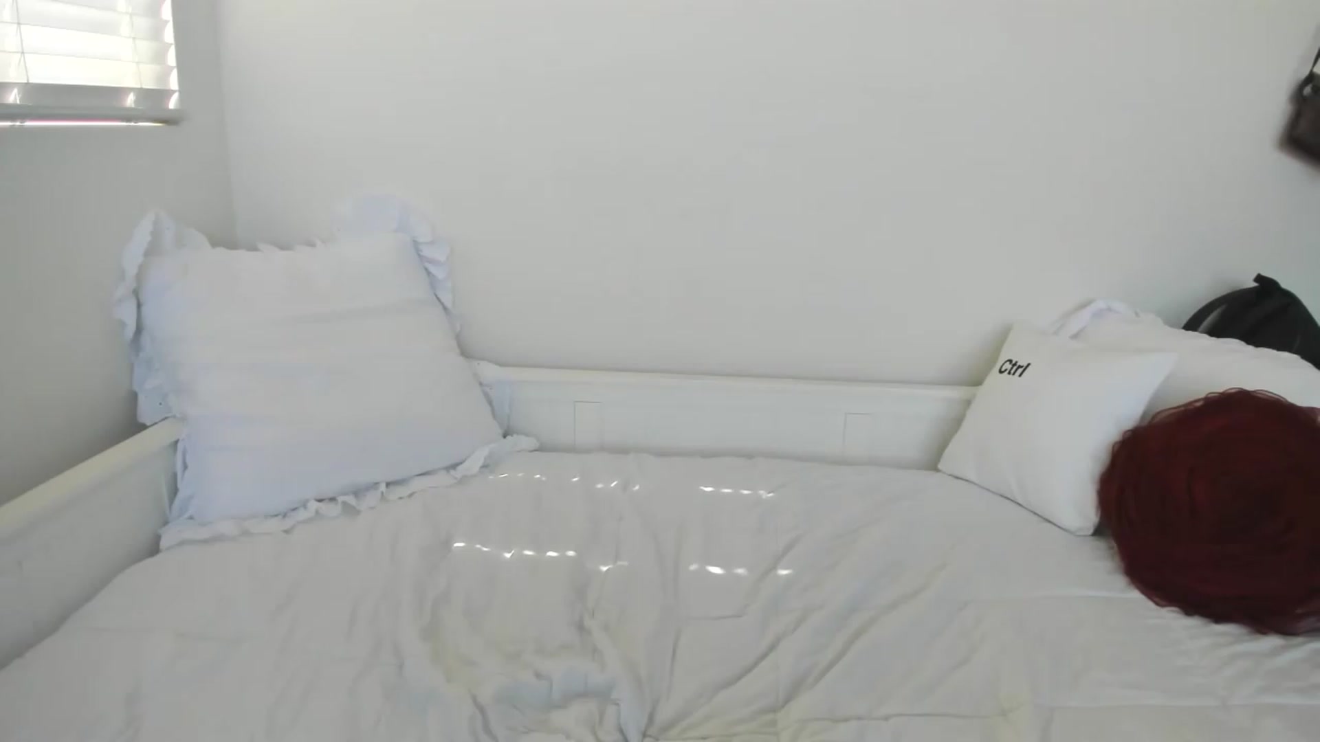 Gallery image thumbnail from lPEEPl's myfreecams stream on, 06/05/2026, 17:30 image 1 of 20