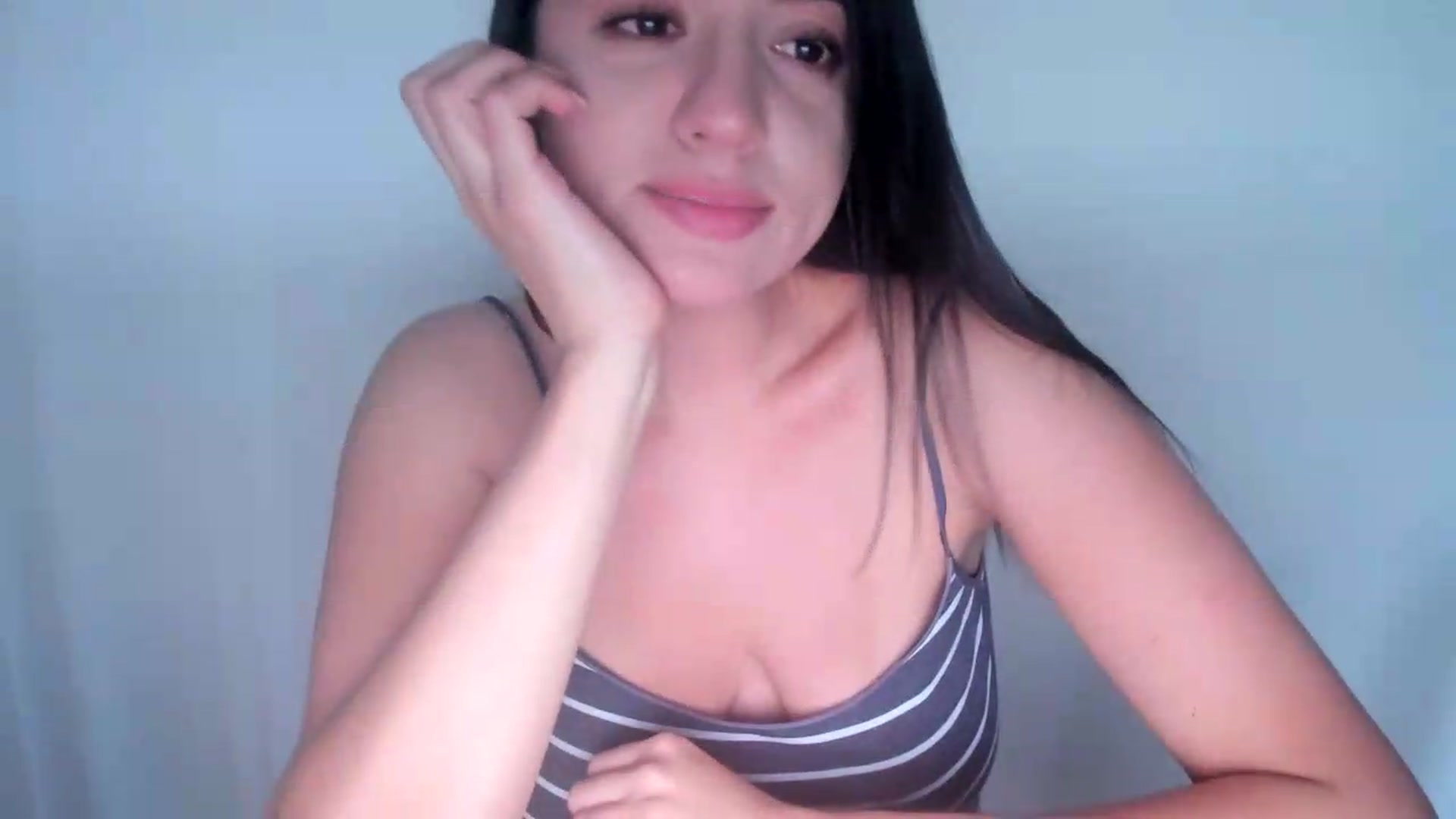 Gallery image thumbnail from lPEEPl's myfreecams stream on, 06/24/2026, 02:07 image 13 of 20