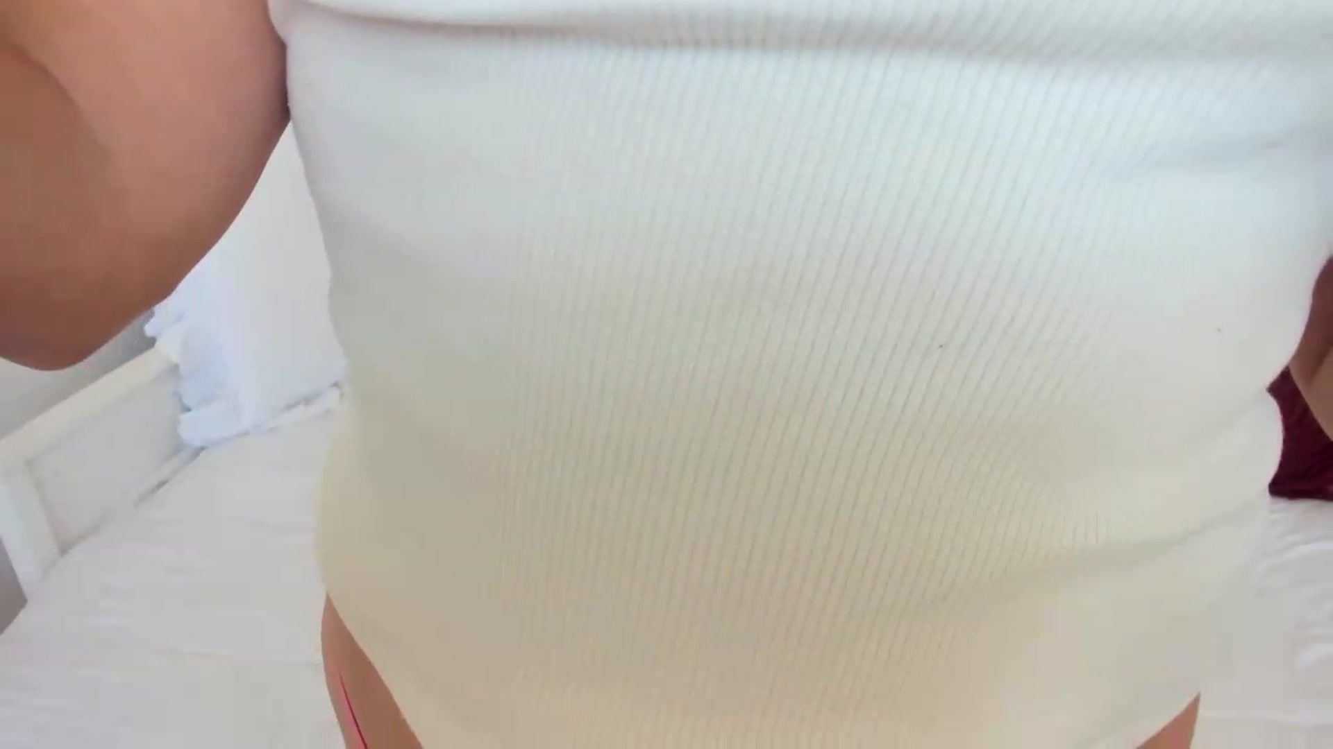 Gallery image thumbnail from lPEEPl's myfreecams stream on, 06/25/2026, 20:20 image 19 of 20