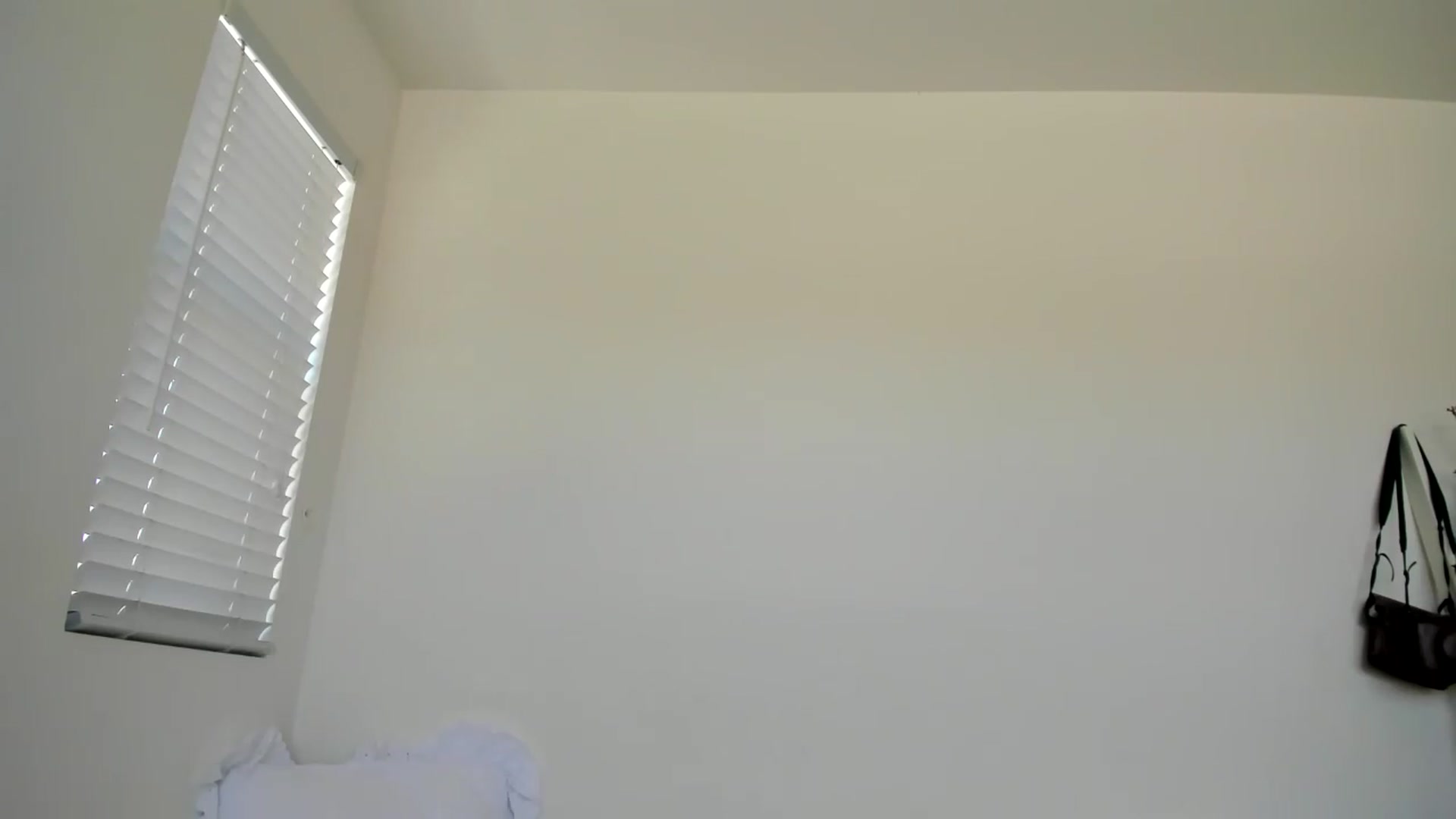 Gallery image thumbnail from lPEEPl's myfreecams stream on, 06/25/2026, 23:23 image 3 of 20