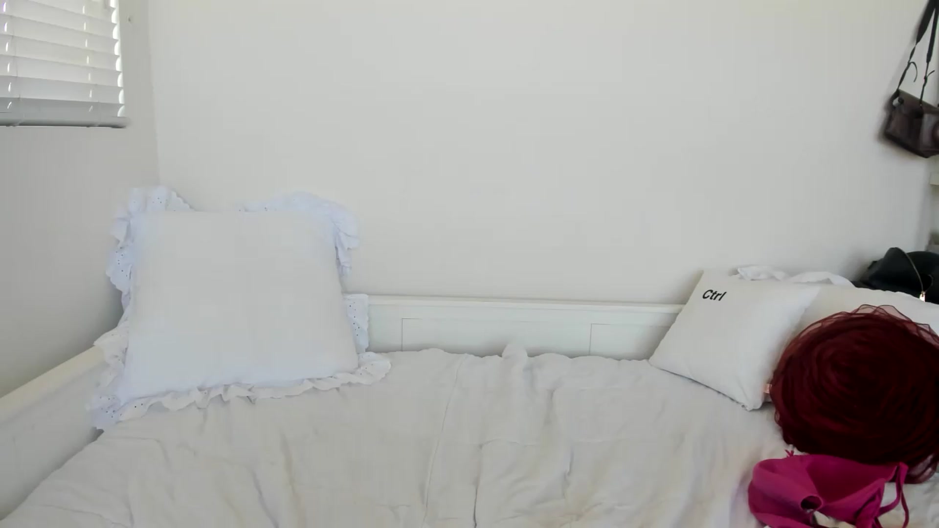 Gallery image thumbnail from lPEEPl's myfreecams stream on, 06/25/2026, 23:23 image 19 of 20