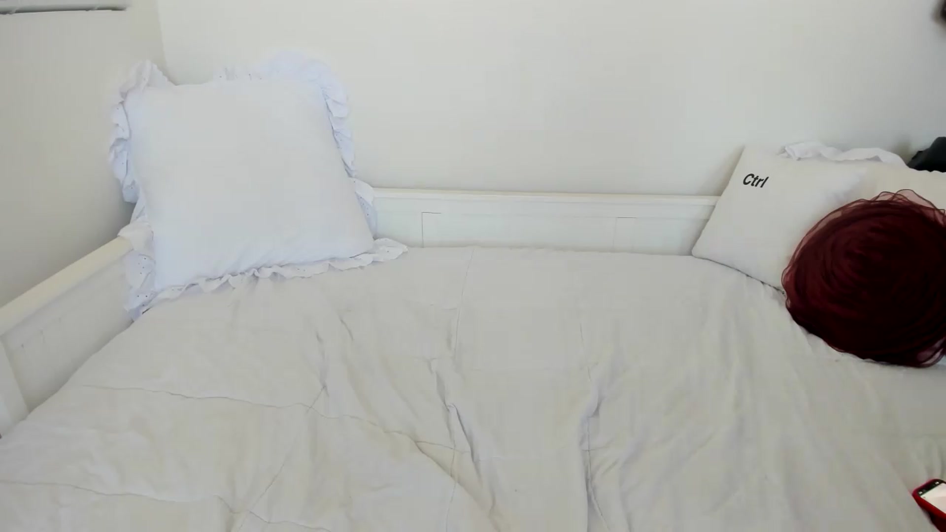 Gallery image thumbnail from lPEEPl's myfreecams stream on, 06/25/2026, 23:23 image 4 of 20