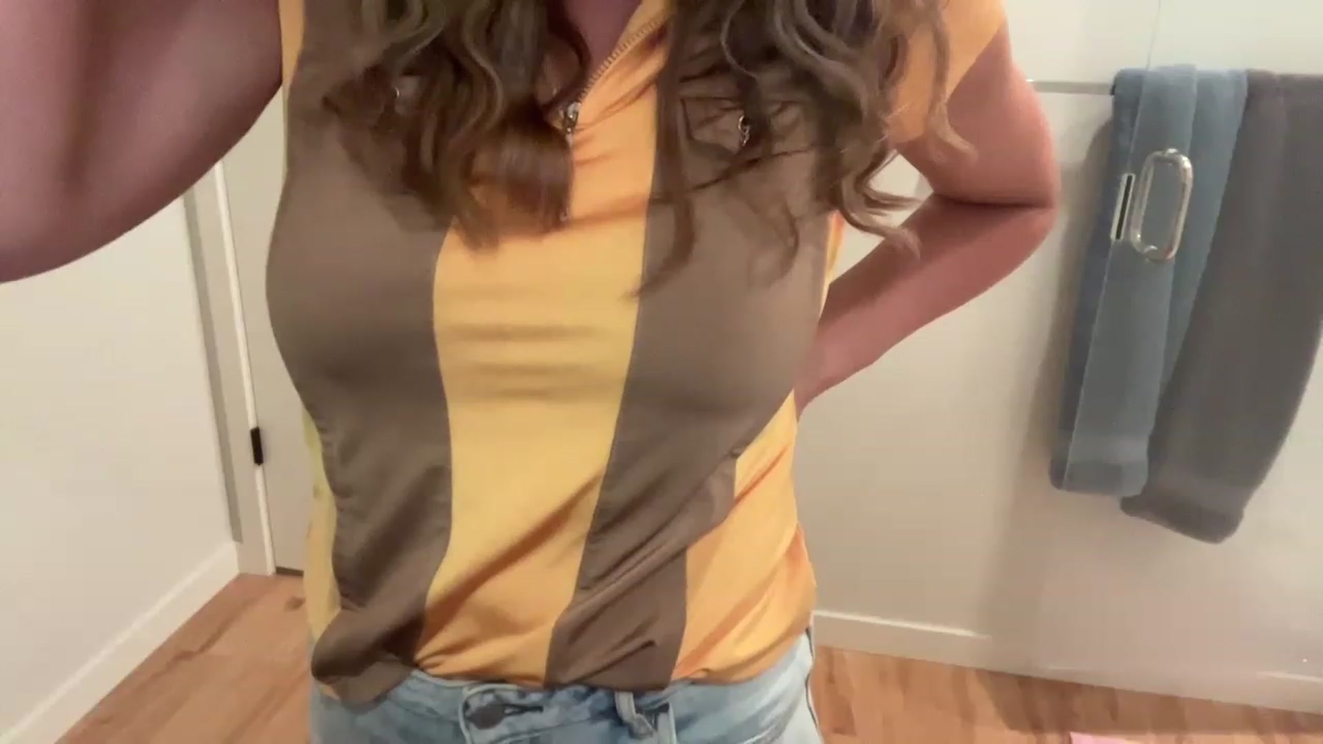 Gallery image thumbnail from laalalalaa's myfreecams stream on, 05/09/2023, 18:57 image 17 of 20
