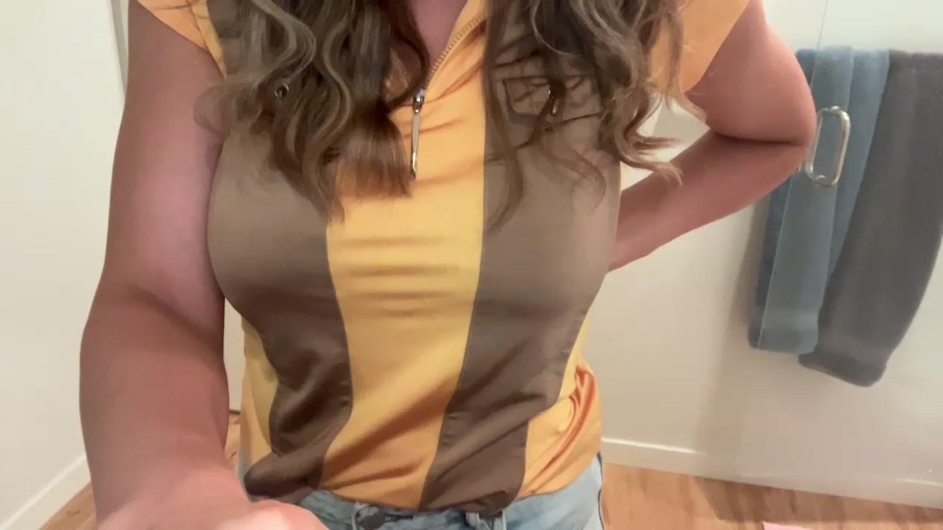 Gallery image thumbnail from laalalalaa's myfreecams stream on, 05/09/2023, 18:57 image 19 of 20