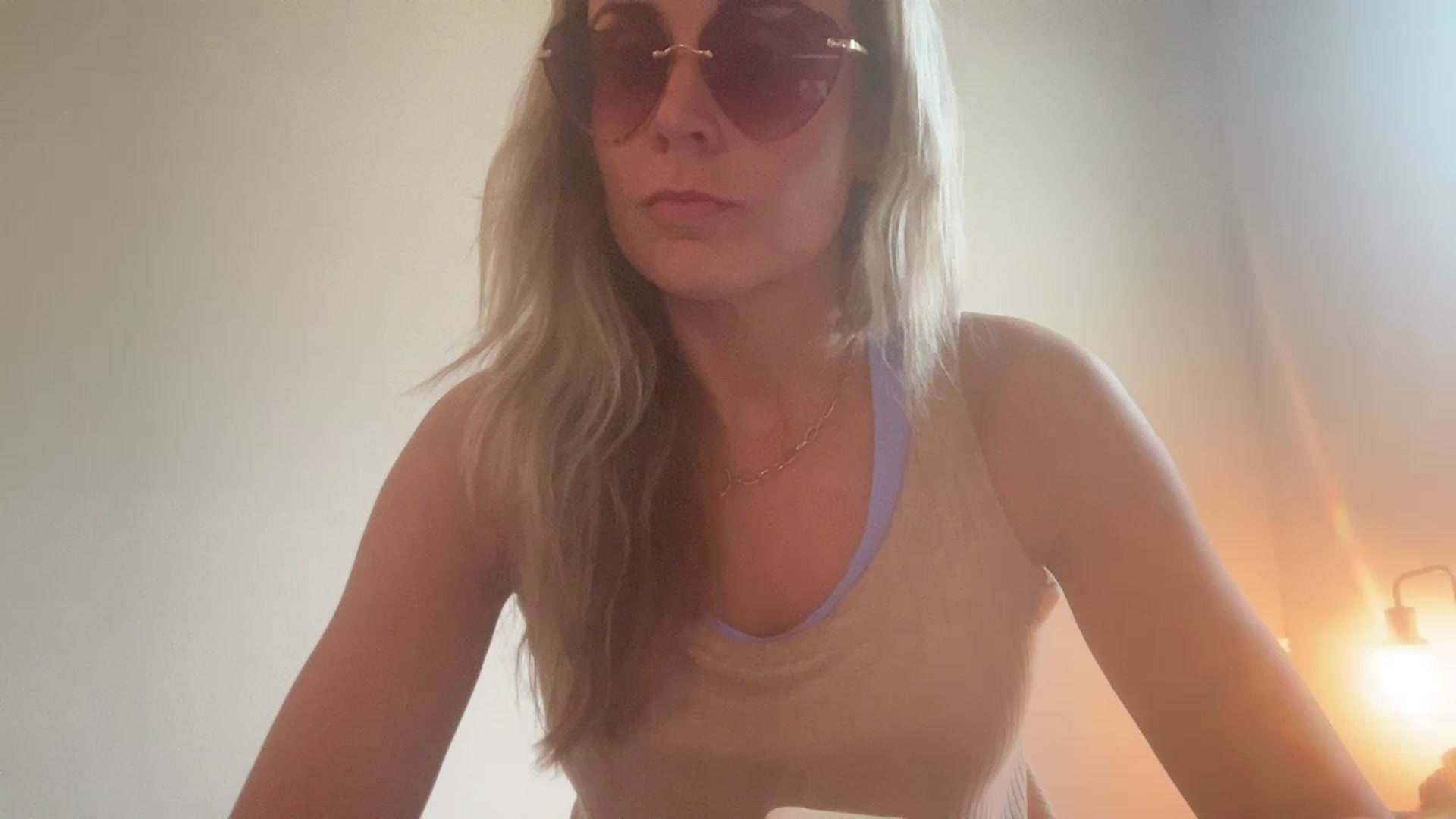 Gallery image thumbnail from laalalalaa's myfreecams stream on, 05/13/2023, 15:31 image 8 of 20