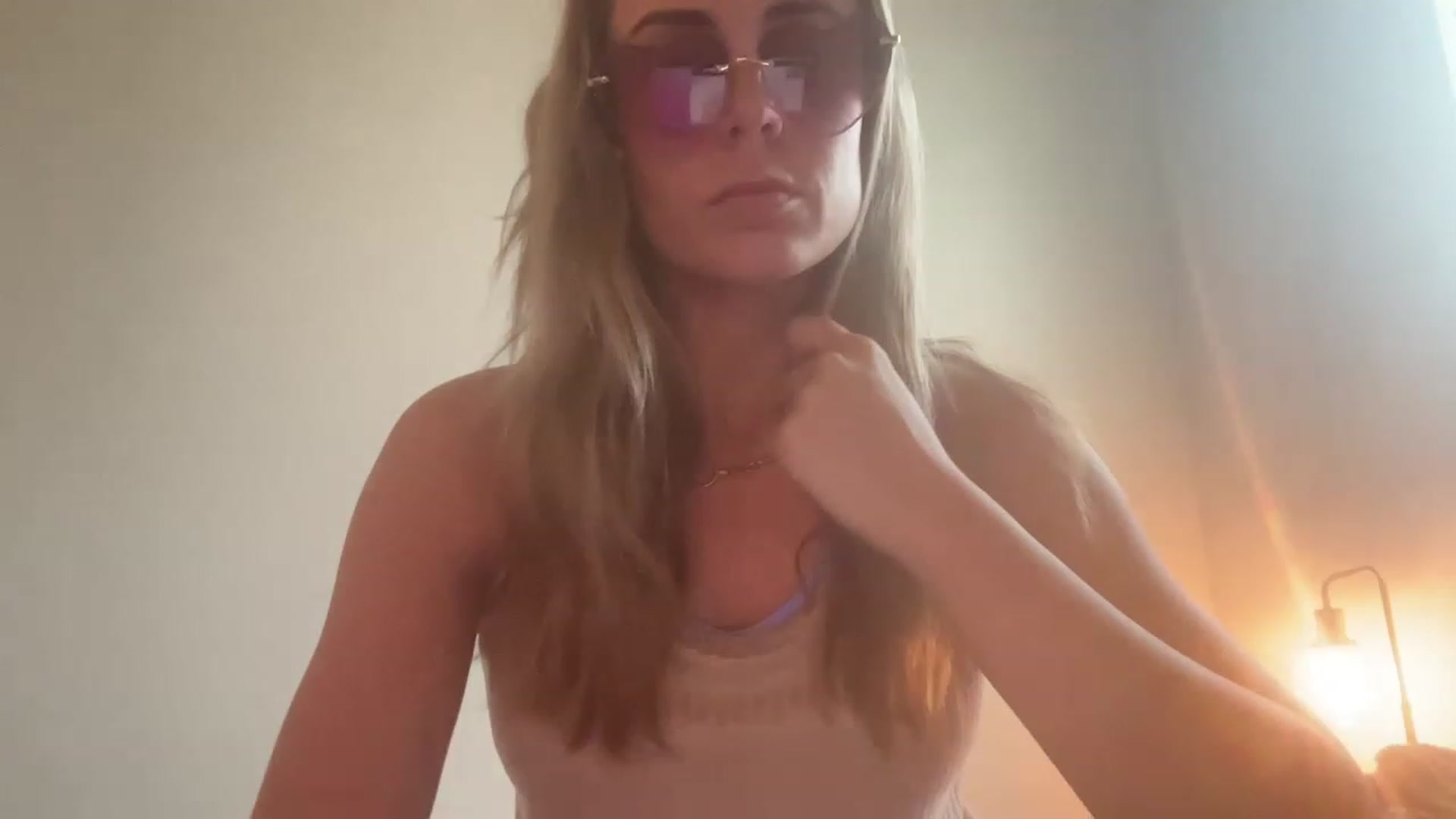 Gallery image thumbnail from laalalalaa's myfreecams stream on, 05/13/2023, 15:51 image 2 of 20