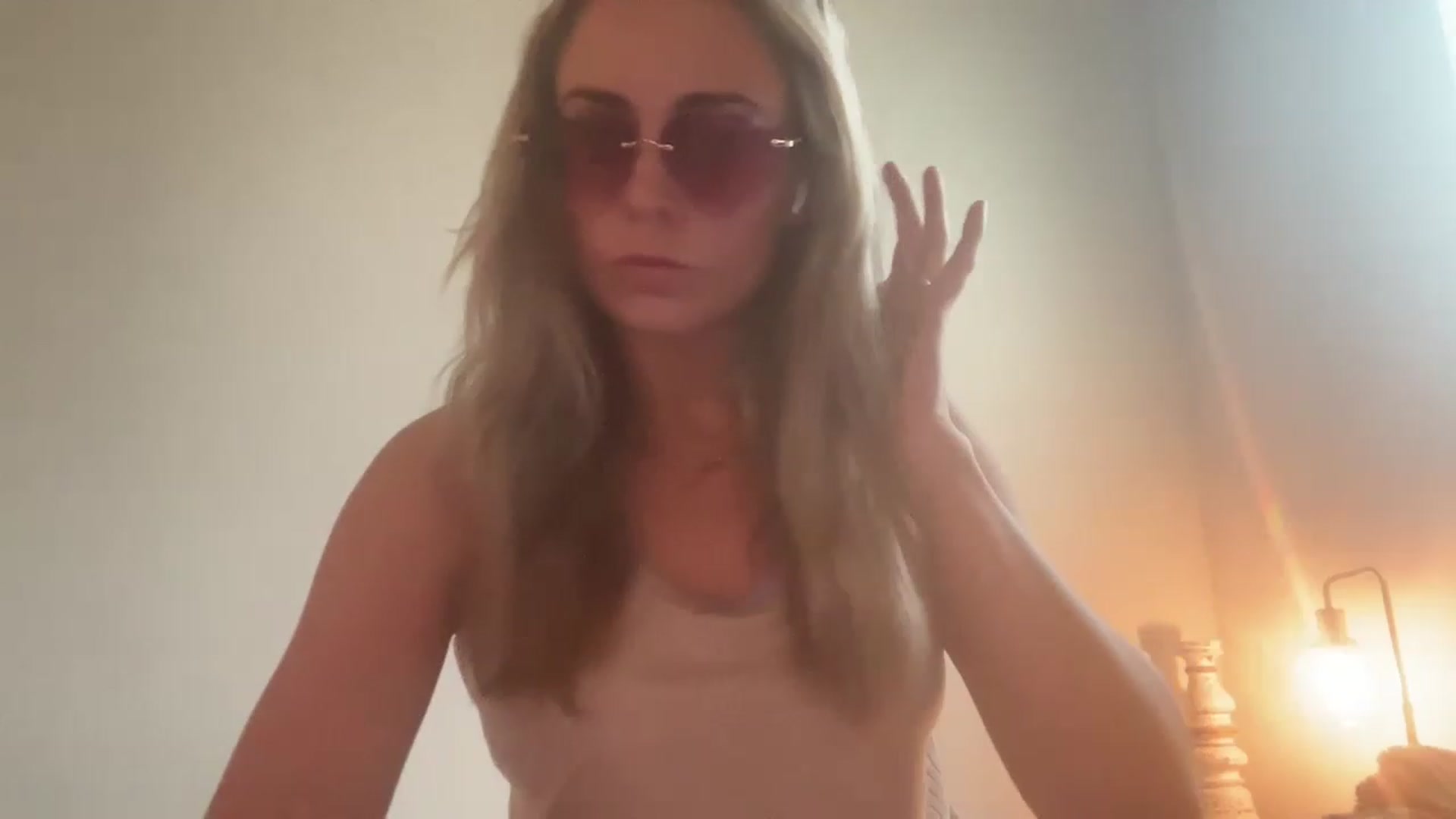 Gallery image thumbnail from laalalalaa's myfreecams stream on, 05/13/2023, 15:51 image 3 of 20