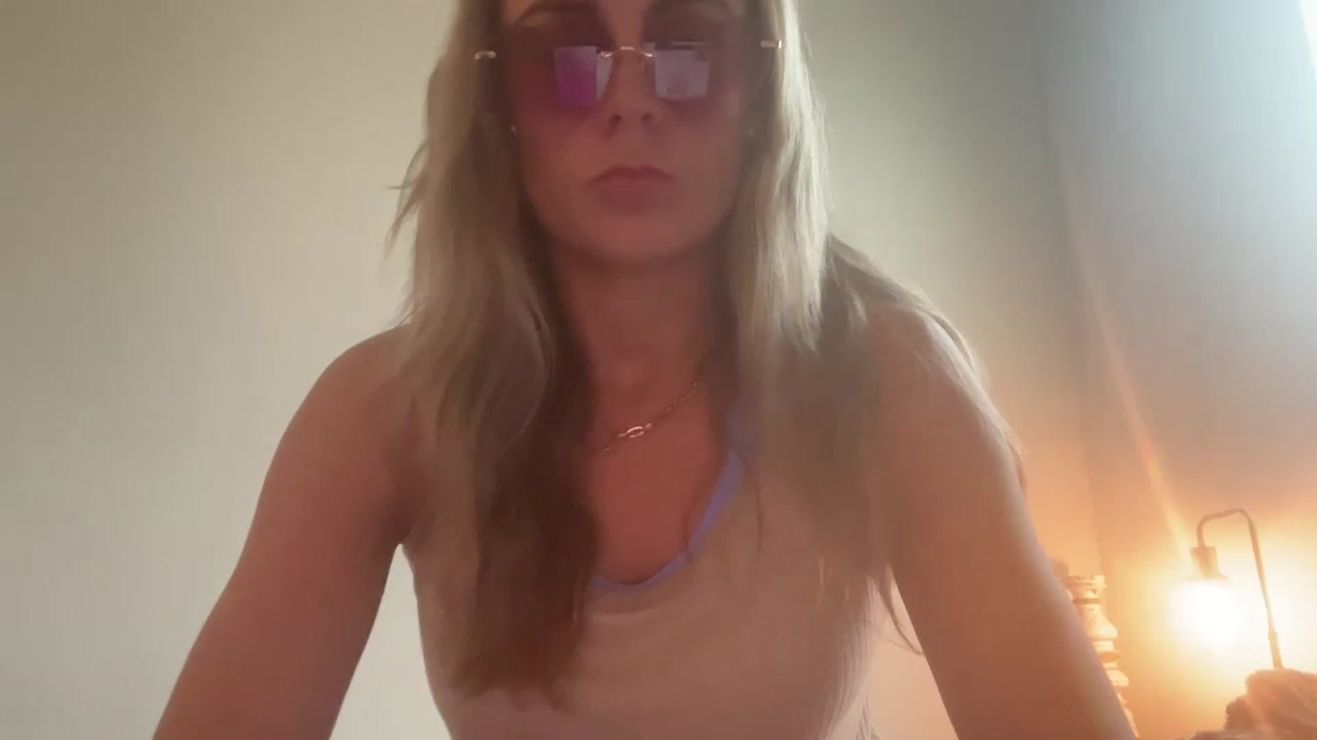 Gallery image thumbnail from laalalalaa's myfreecams stream on, 05/13/2023, 15:51 image 6 of 20