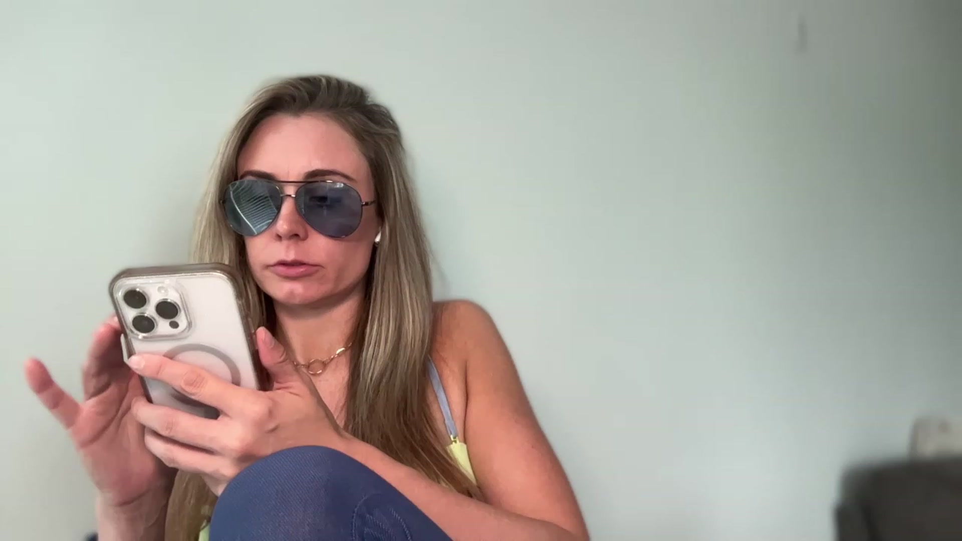 Gallery image thumbnail from laalalalaa's myfreecams stream on, 05/18/2023, 20:14 image 19 of 20