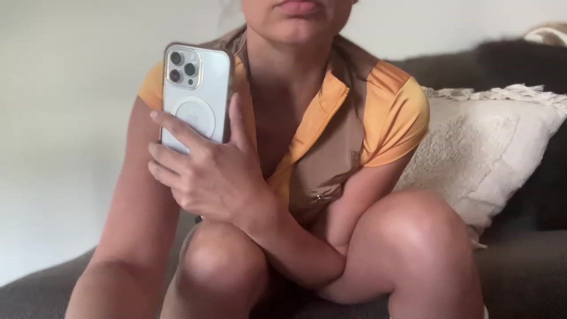 Gallery image thumbnail from laalalalaa's myfreecams stream on, 06/05/2023, 15:01 image 15 of 20