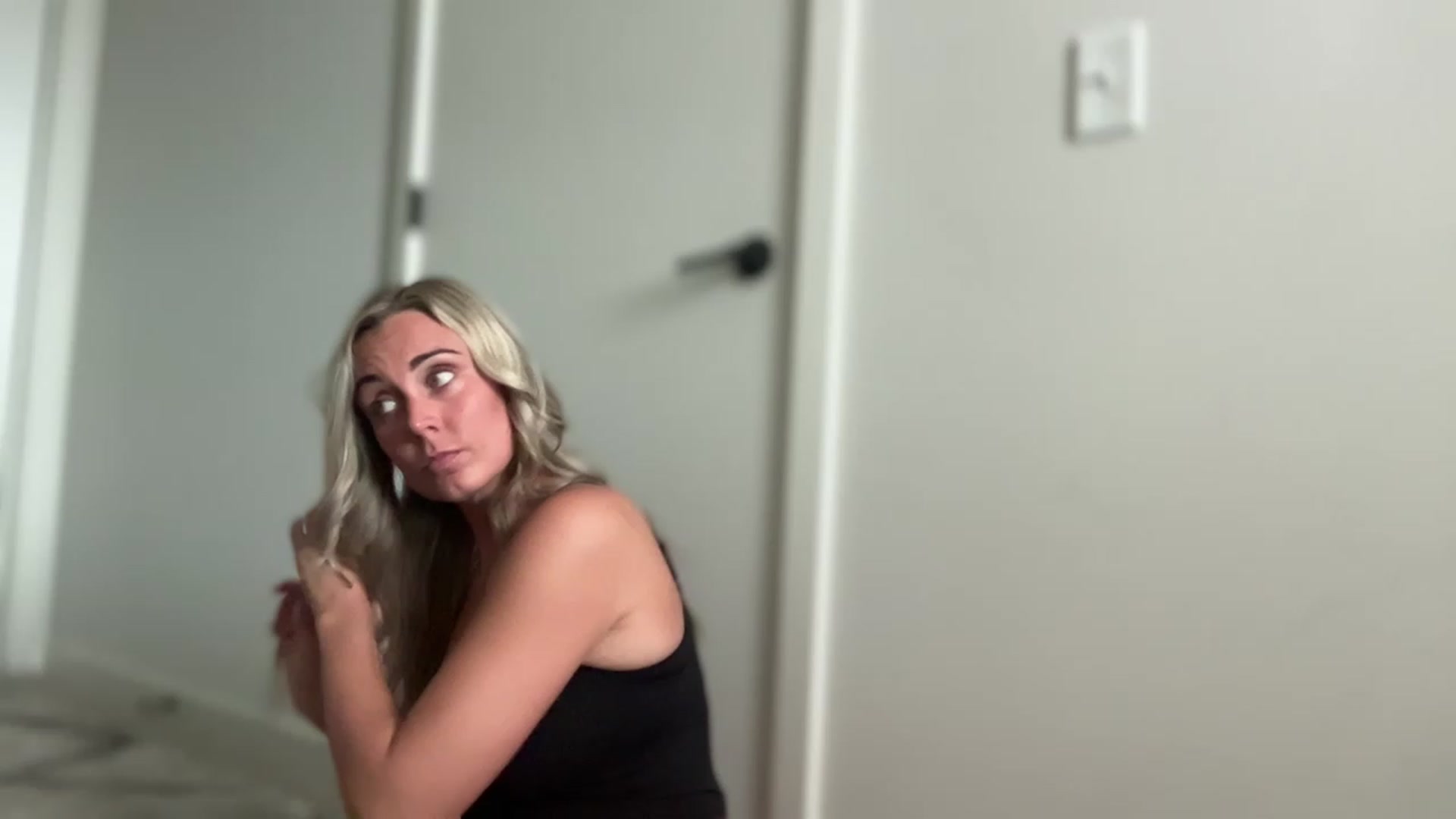 Gallery image thumbnail from laalalalaa's myfreecams stream on, 06/16/2023, 22:57 image 13 of 20