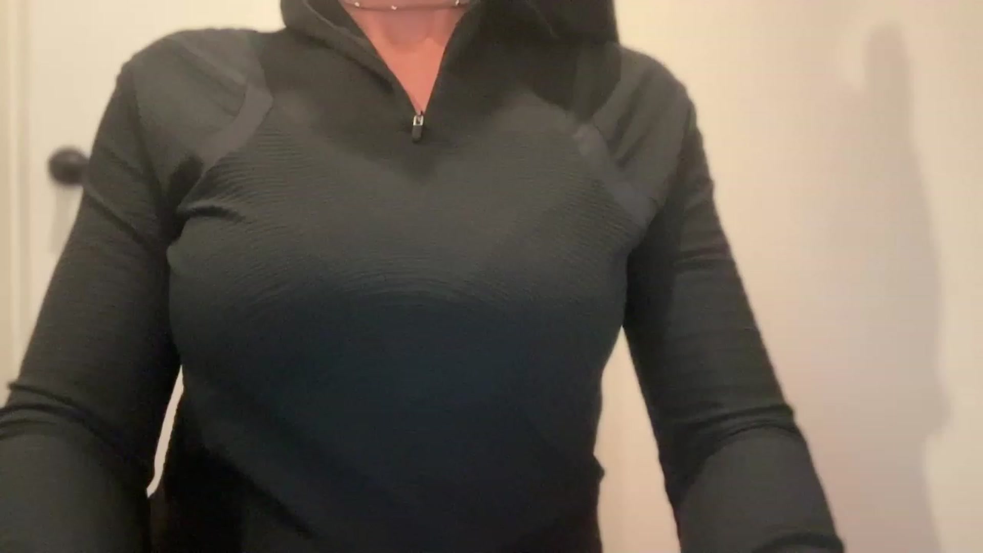 Gallery image thumbnail from laalalalaa's myfreecams stream on, 07/13/2023, 01:26 image 9 of 20