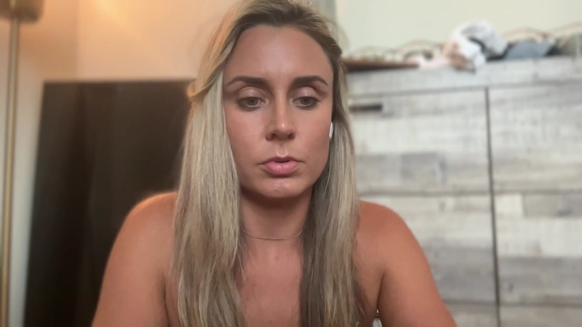 Gallery image thumbnail from laalalalaa's myfreecams stream on, 07/17/2023, 17:08 image 19 of 20