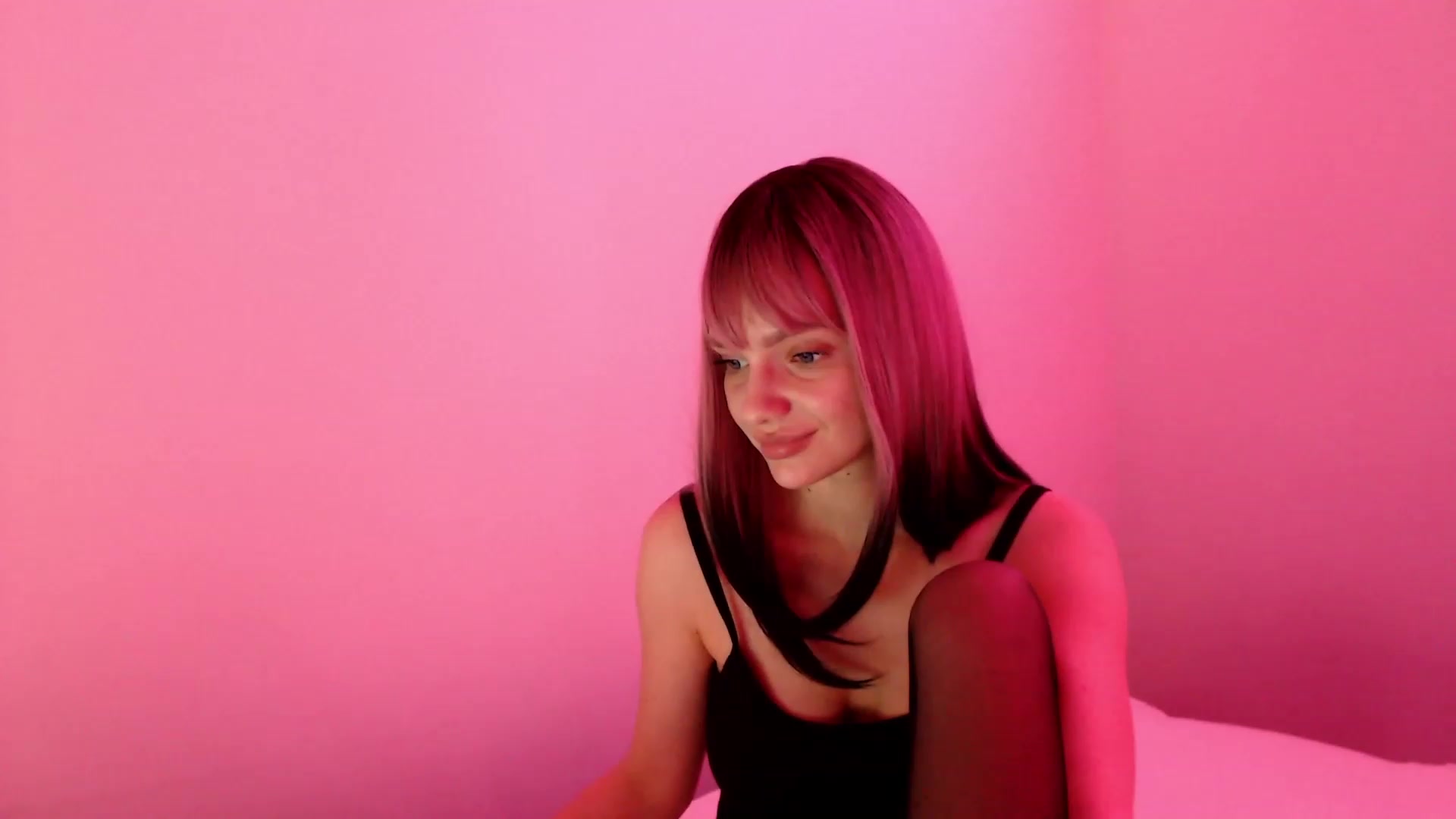Gallery image thumbnail from lady_catty's myfreecams stream on, 07/31/2023, 21:15 image 20 of 20