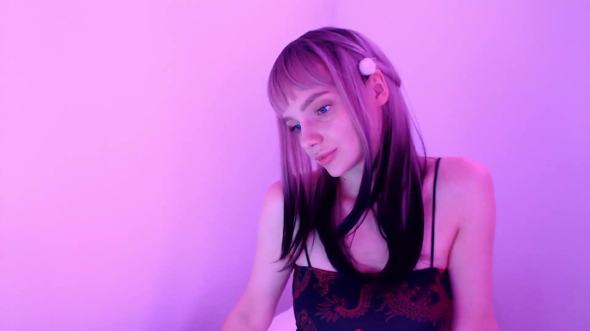 Gallery image thumbnail from lady_catty's myfreecams stream on, 08/03/2023, 19:10 image 9 of 20