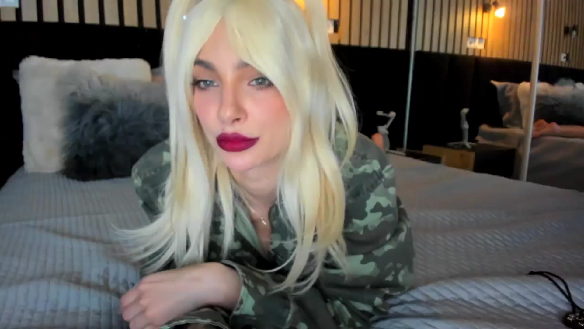 Gallery image thumbnail from lady_llama's myfreecams stream on, 03/04/2025, 18:17 image 4 of 20