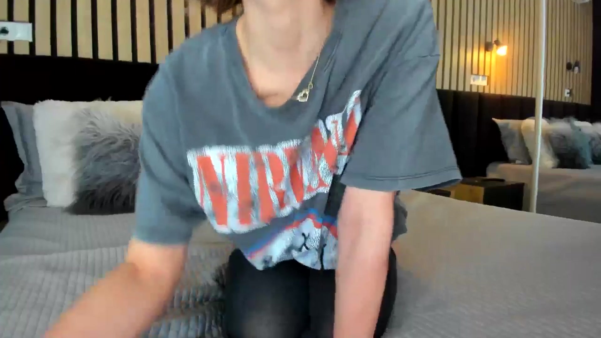 Gallery image thumbnail from lady_llama's myfreecams stream on, 04/03/2025, 10:53 image 20 of 20
