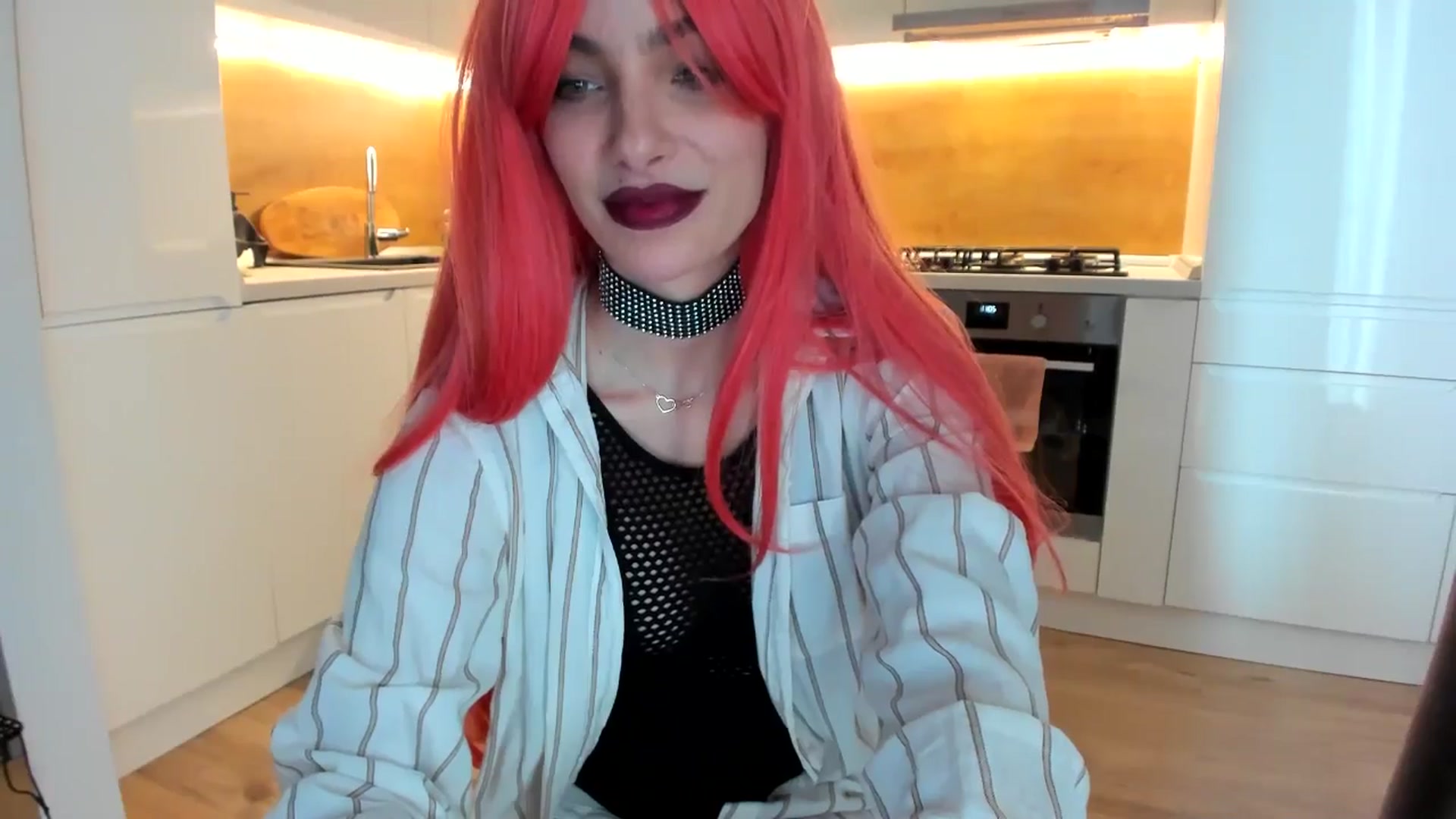 Gallery image thumbnail from lady_llama's myfreecams stream on, 04/15/2025, 13:28 image 18 of 20