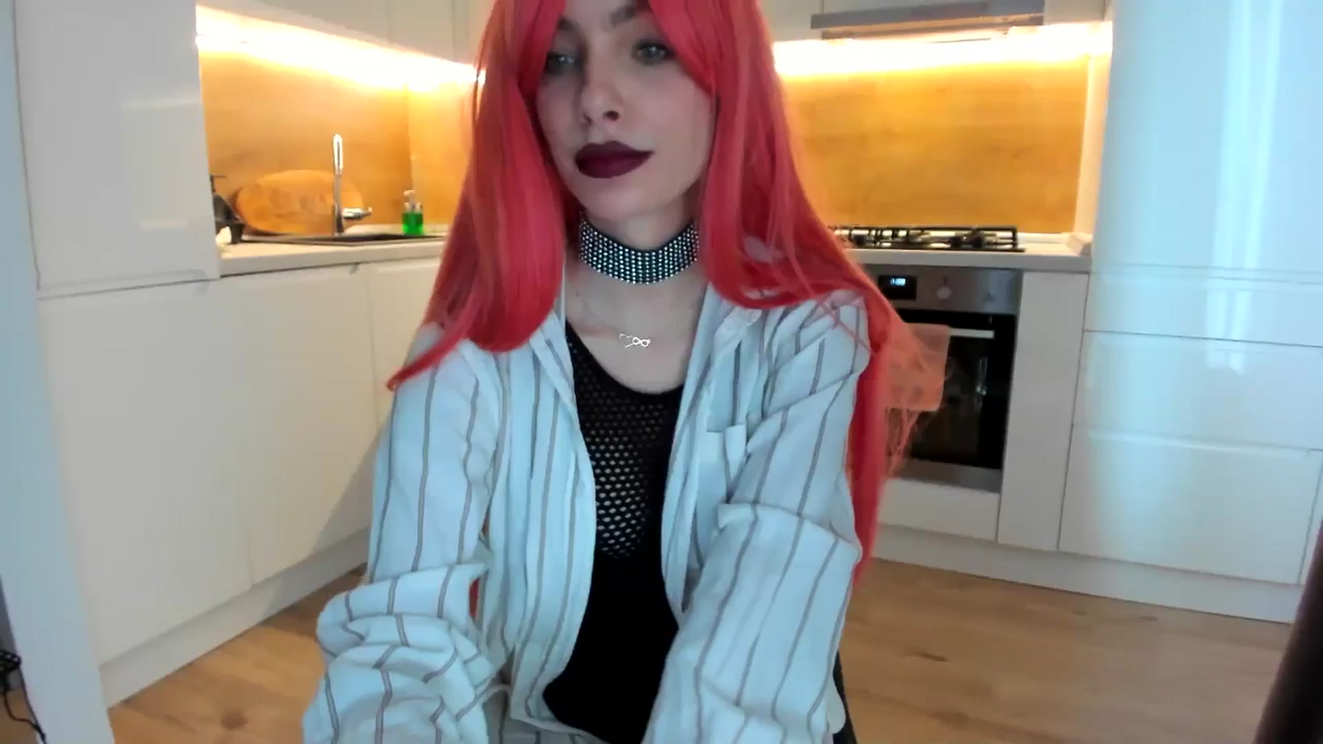 Gallery image thumbnail from lady_llama's myfreecams stream on, 04/15/2025, 13:28 image 19 of 20