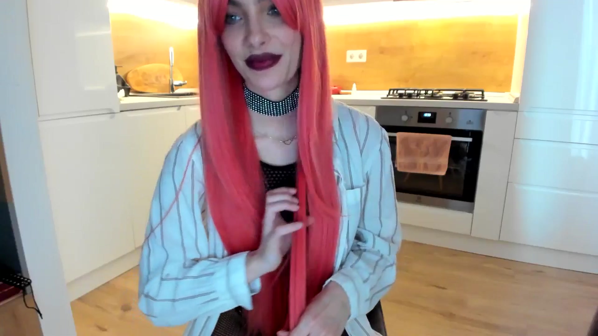 Gallery image thumbnail from lady_llama's myfreecams stream on, 04/15/2025, 14:55 image 18 of 20
