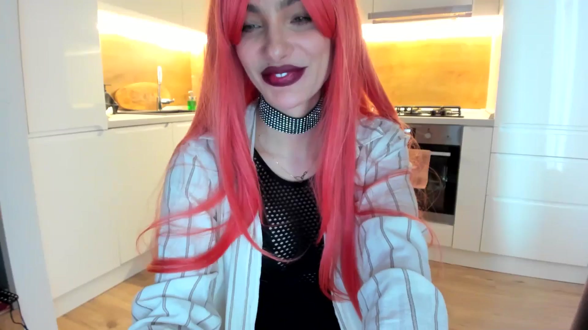 Gallery image thumbnail from lady_llama's myfreecams stream on, 04/15/2025, 14:55 image 5 of 20