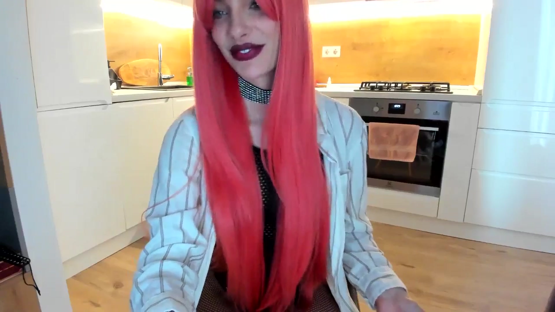 Gallery image thumbnail from lady_llama's myfreecams stream on, 04/15/2025, 14:55 image 17 of 20
