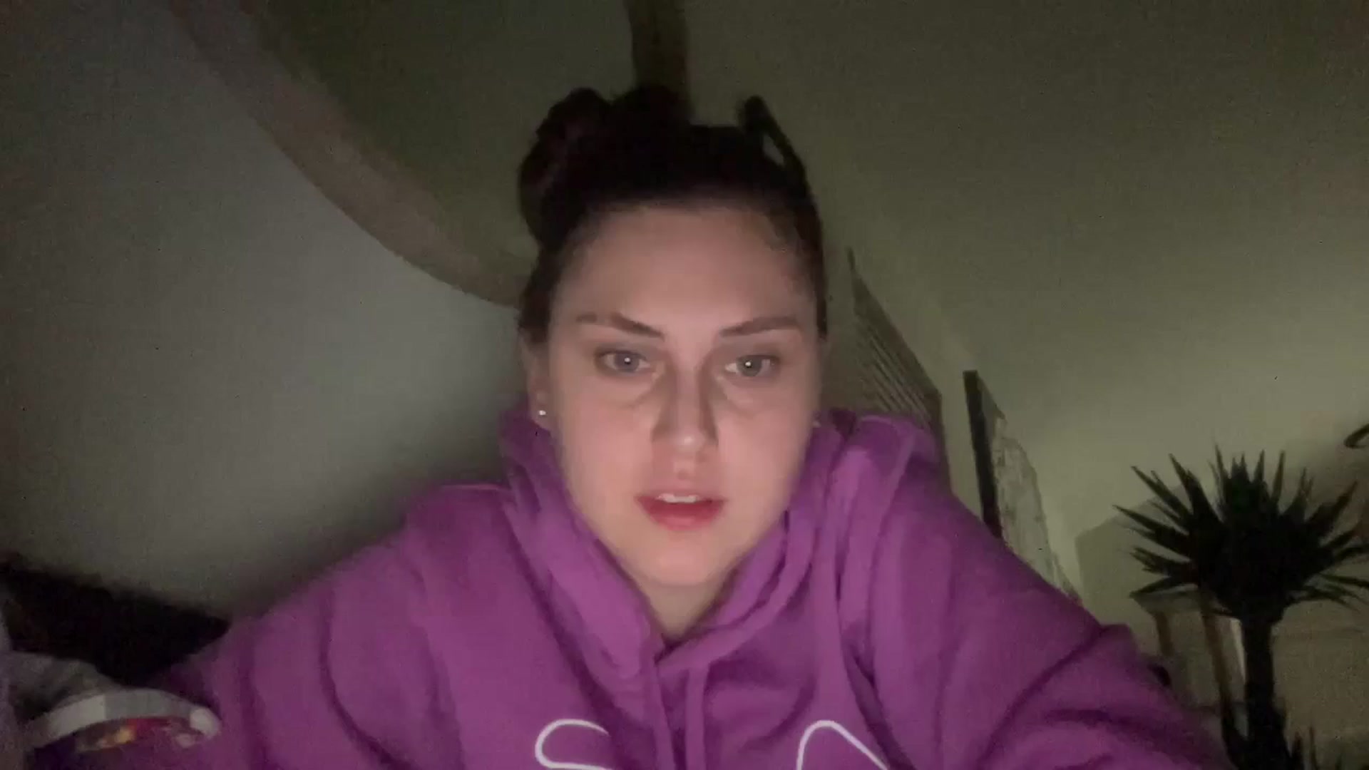 Gallery image thumbnail from lana2437's myfreecams stream on, 08/25/2024, 09:07 image 14 of 20