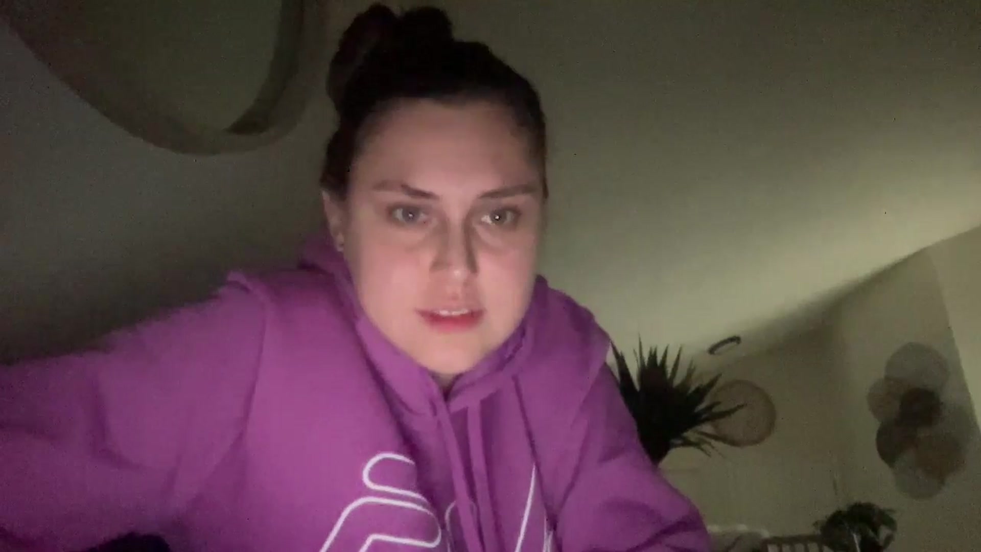 Gallery image thumbnail from lana2437's myfreecams stream on, 08/25/2024, 09:07 image 7 of 20