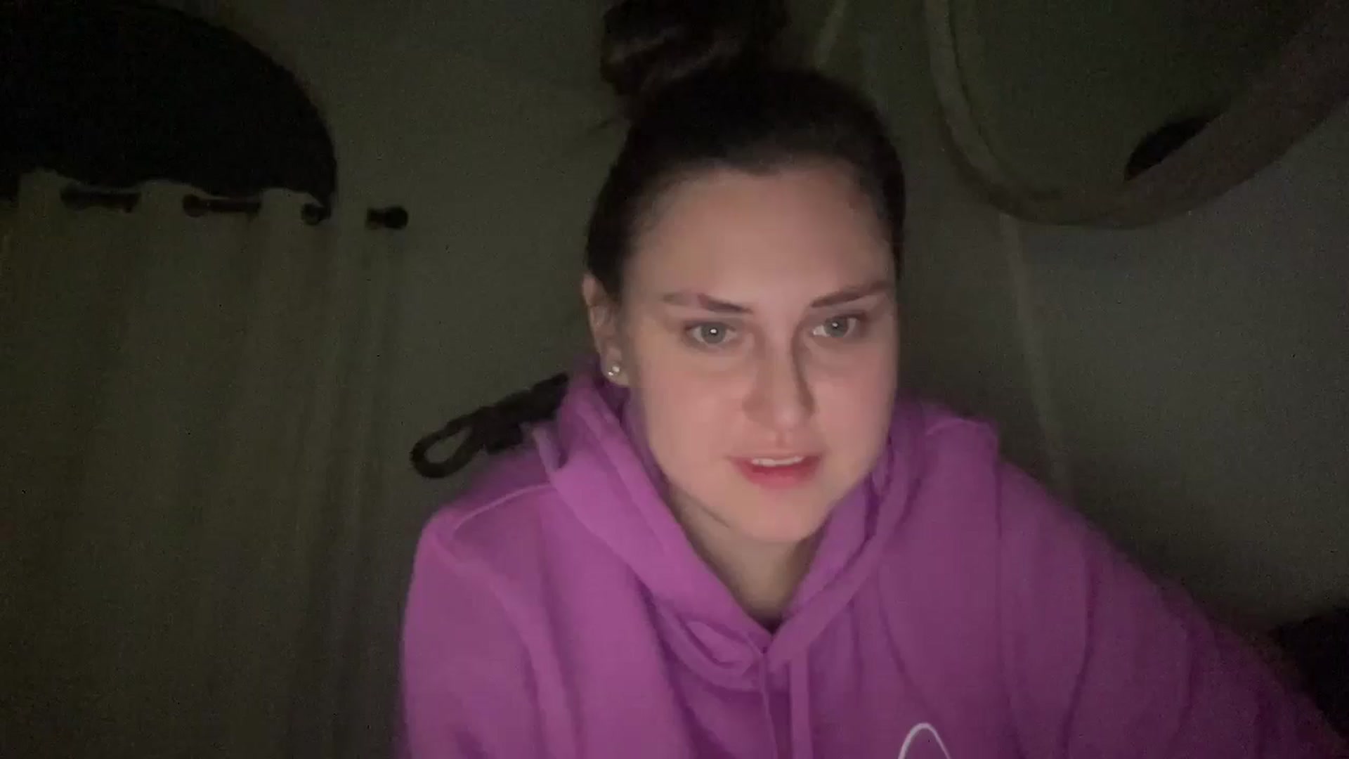 Gallery image thumbnail from lana2437's myfreecams stream on, 08/25/2024, 10:05 image 7 of 20