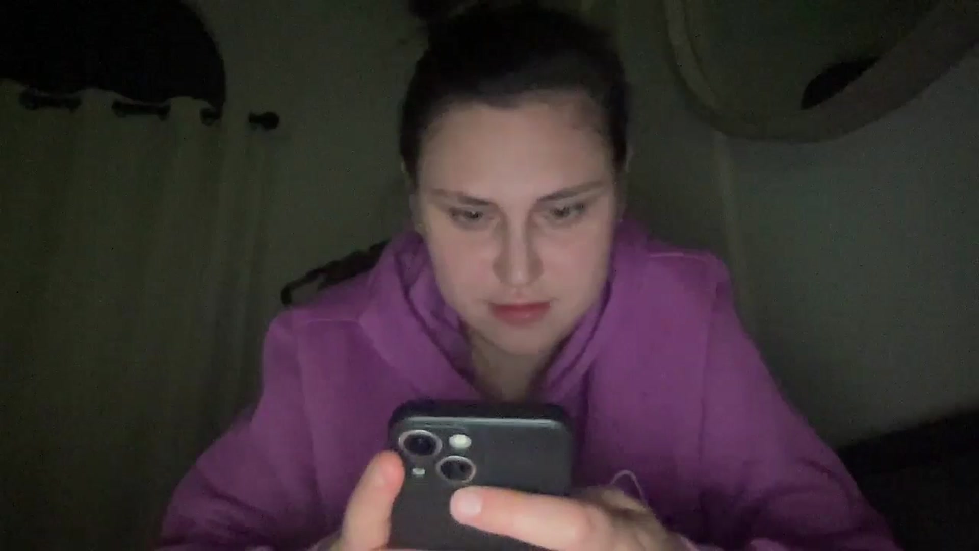 Gallery image thumbnail from lana2437's myfreecams stream on, 08/25/2024, 10:05 image 15 of 20