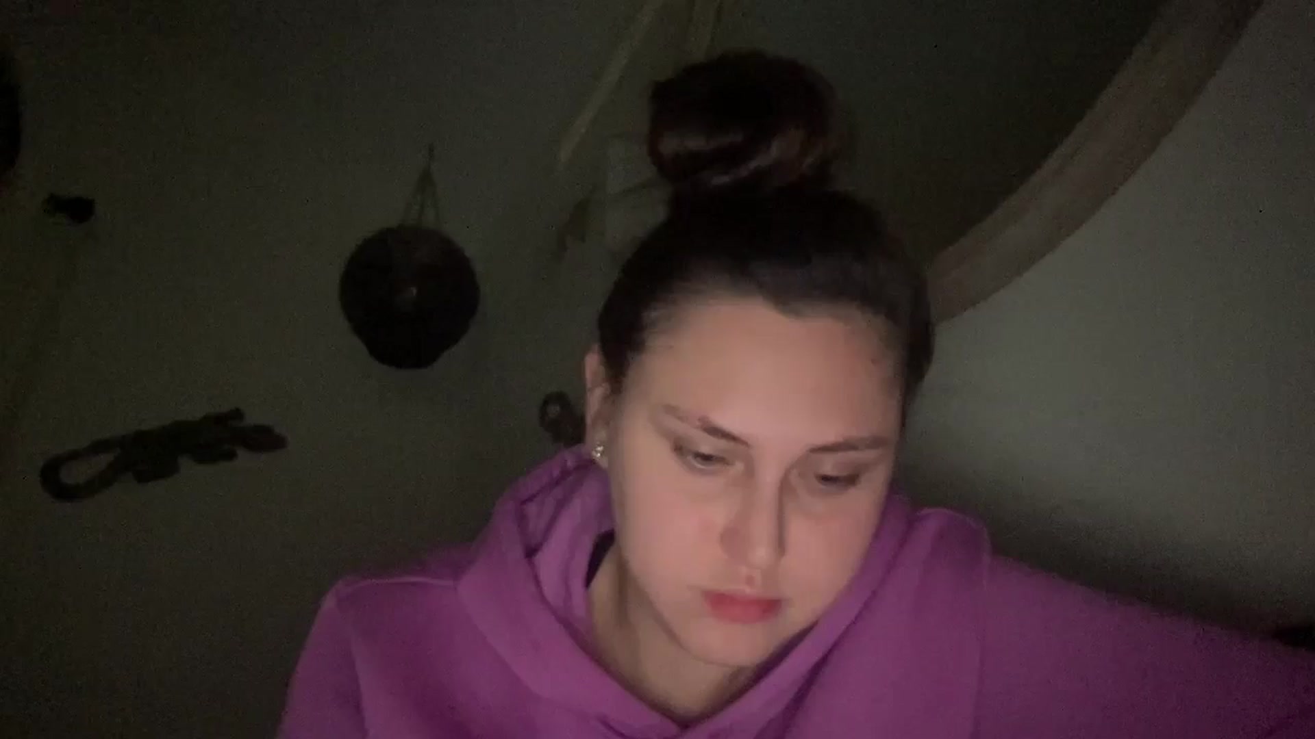 Gallery image thumbnail from lana2437's myfreecams stream on, 08/25/2024, 10:31 image 15 of 20