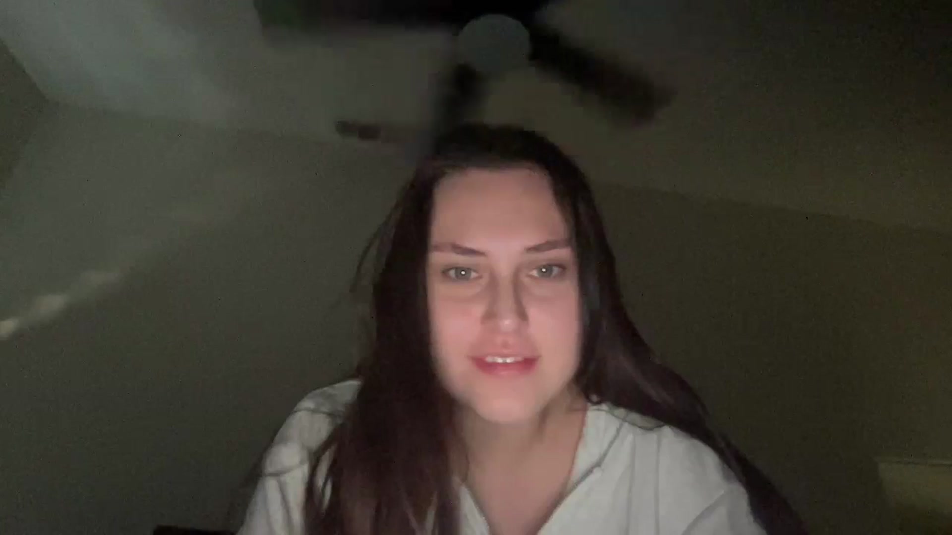 Gallery image thumbnail from lana2437's myfreecams stream on, 08/25/2024, 21:09 image 11 of 20