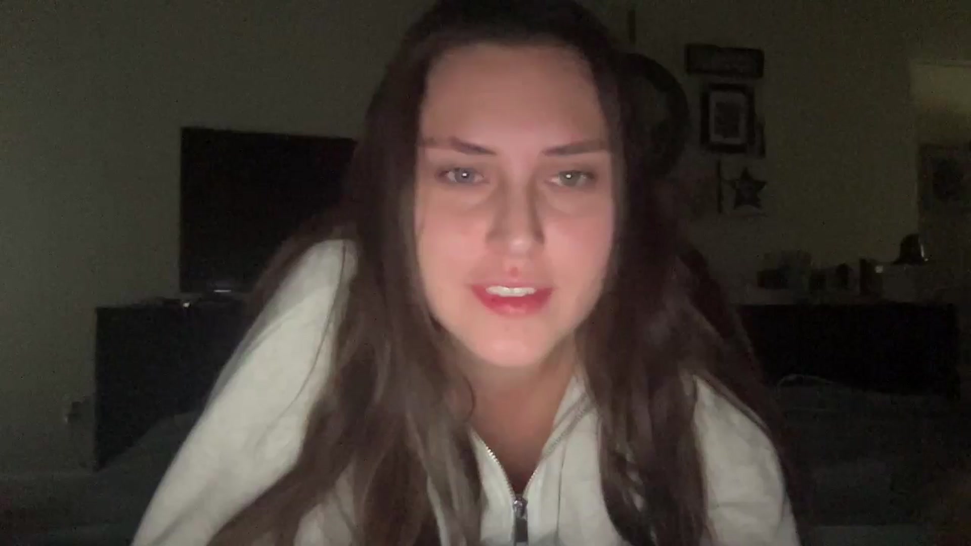 Gallery image thumbnail from lana2437's myfreecams stream on, 08/25/2024, 21:09 image 5 of 20
