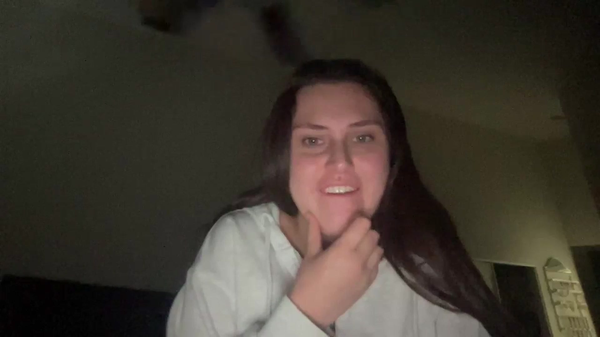 Gallery image thumbnail from lana2437's myfreecams stream on, 08/25/2024, 22:38 image 14 of 20