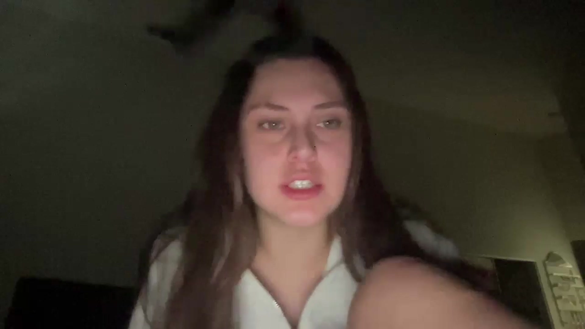 Gallery image thumbnail from lana2437's myfreecams stream on, 08/25/2024, 22:38 image 12 of 20
