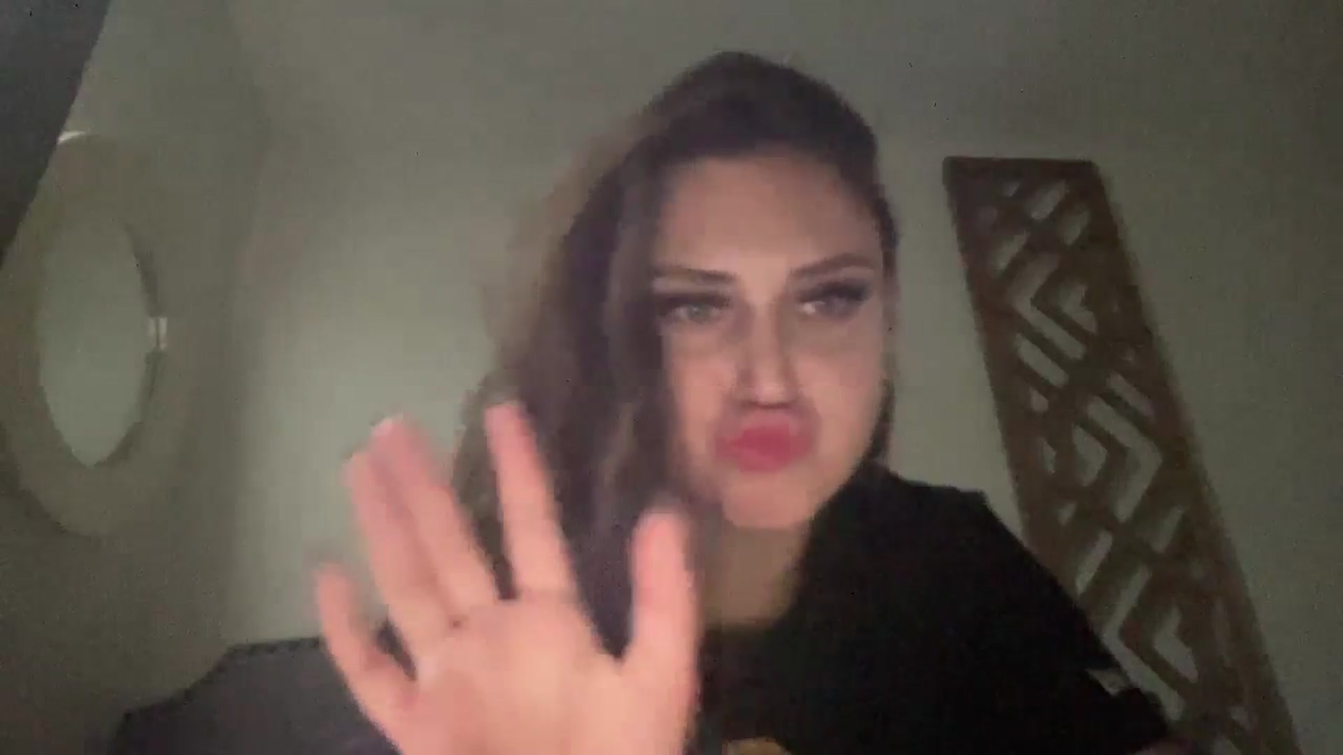 Gallery image thumbnail from lana2437's myfreecams stream on, 08/26/2024, 18:07 image 4 of 20