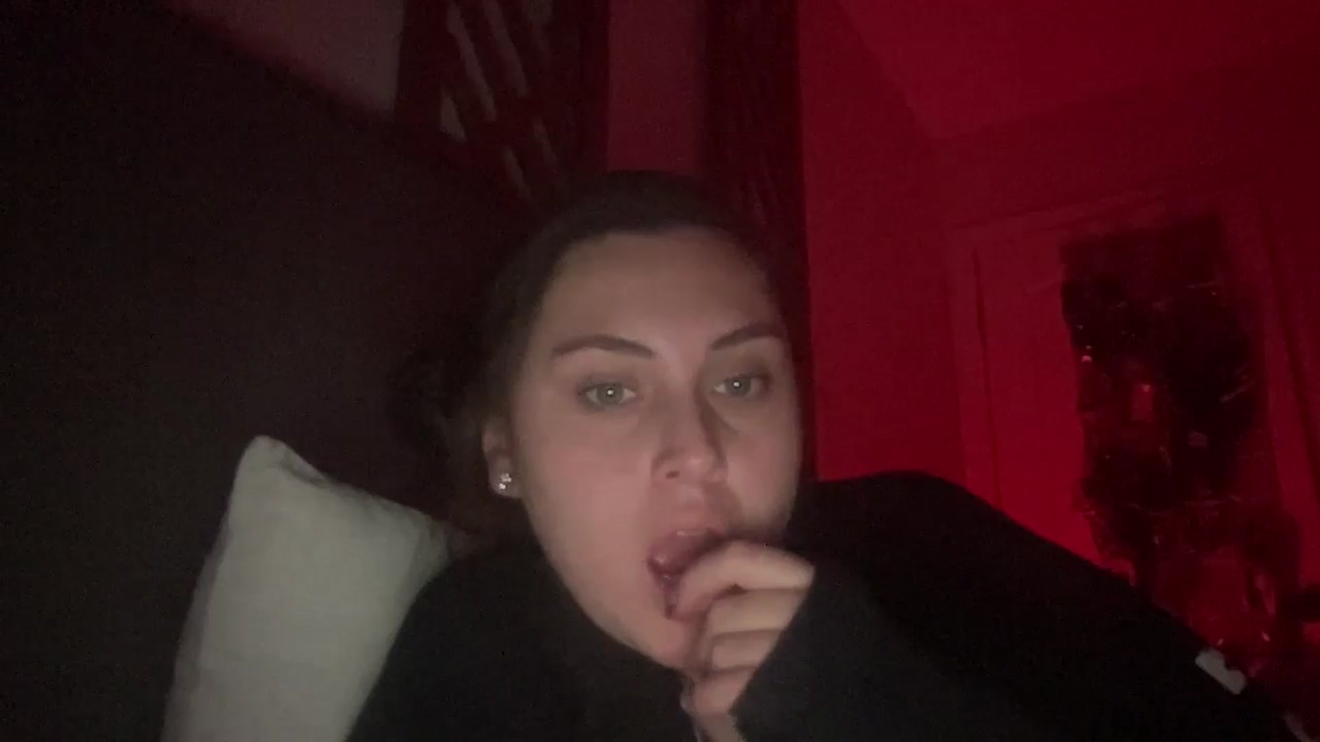 Gallery image thumbnail from lana2437's myfreecams stream on, 08/27/2024, 11:58 image 12 of 20