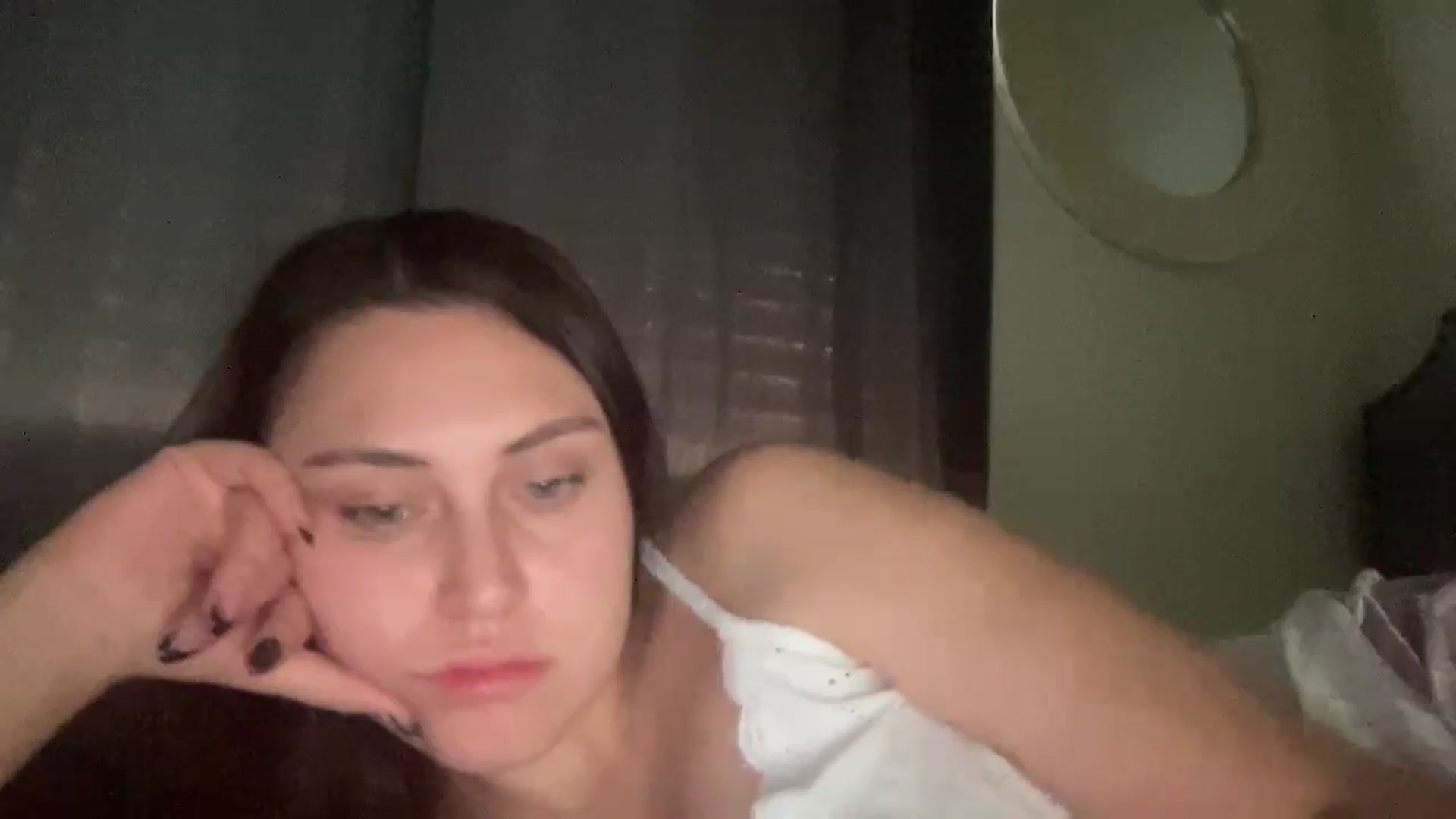 Gallery image thumbnail from lana2437's myfreecams stream on, 08/27/2024, 21:58 image 16 of 20