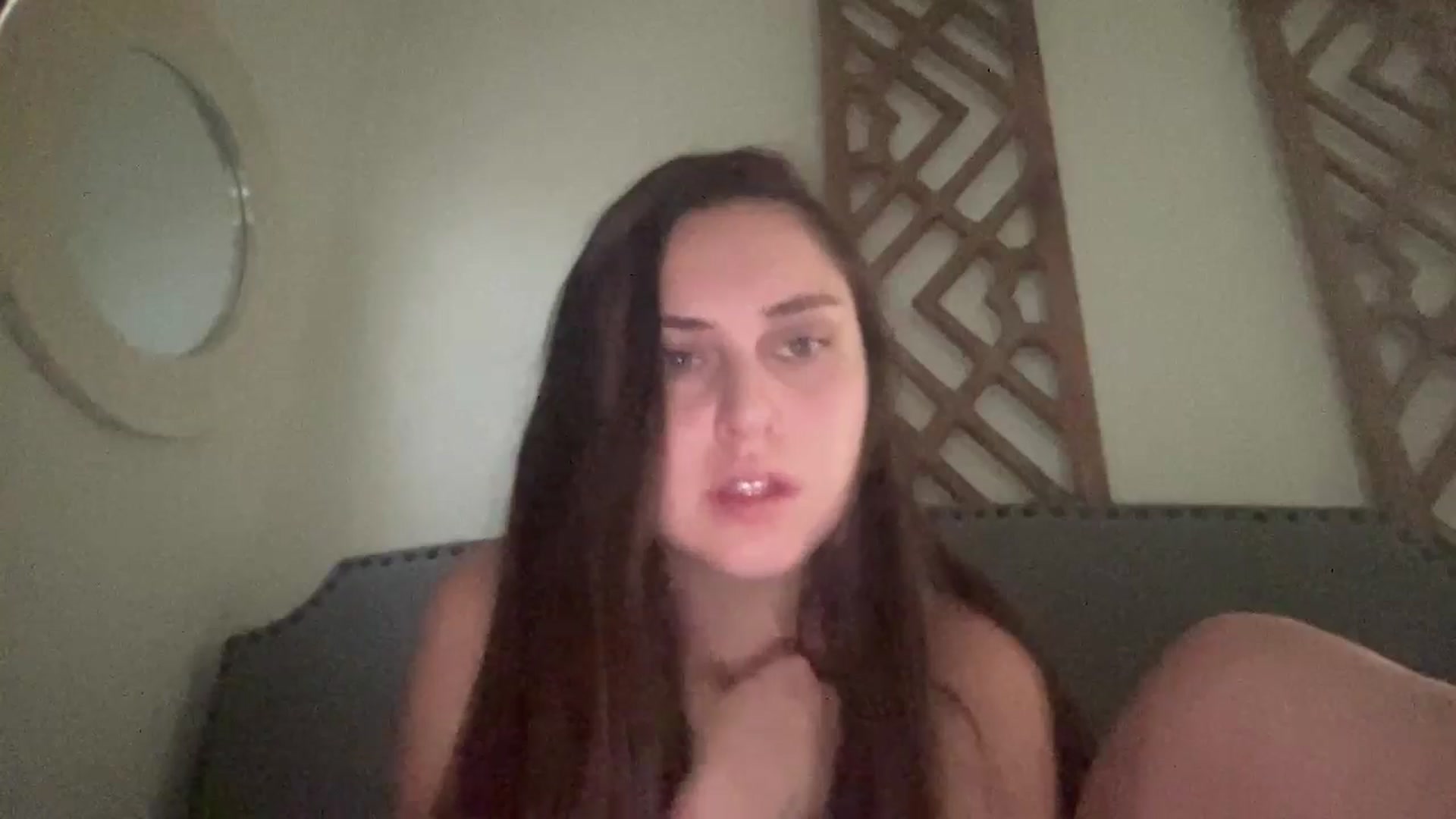 Gallery image thumbnail from lana2437's myfreecams stream on, 08/27/2024, 23:14 image 15 of 20