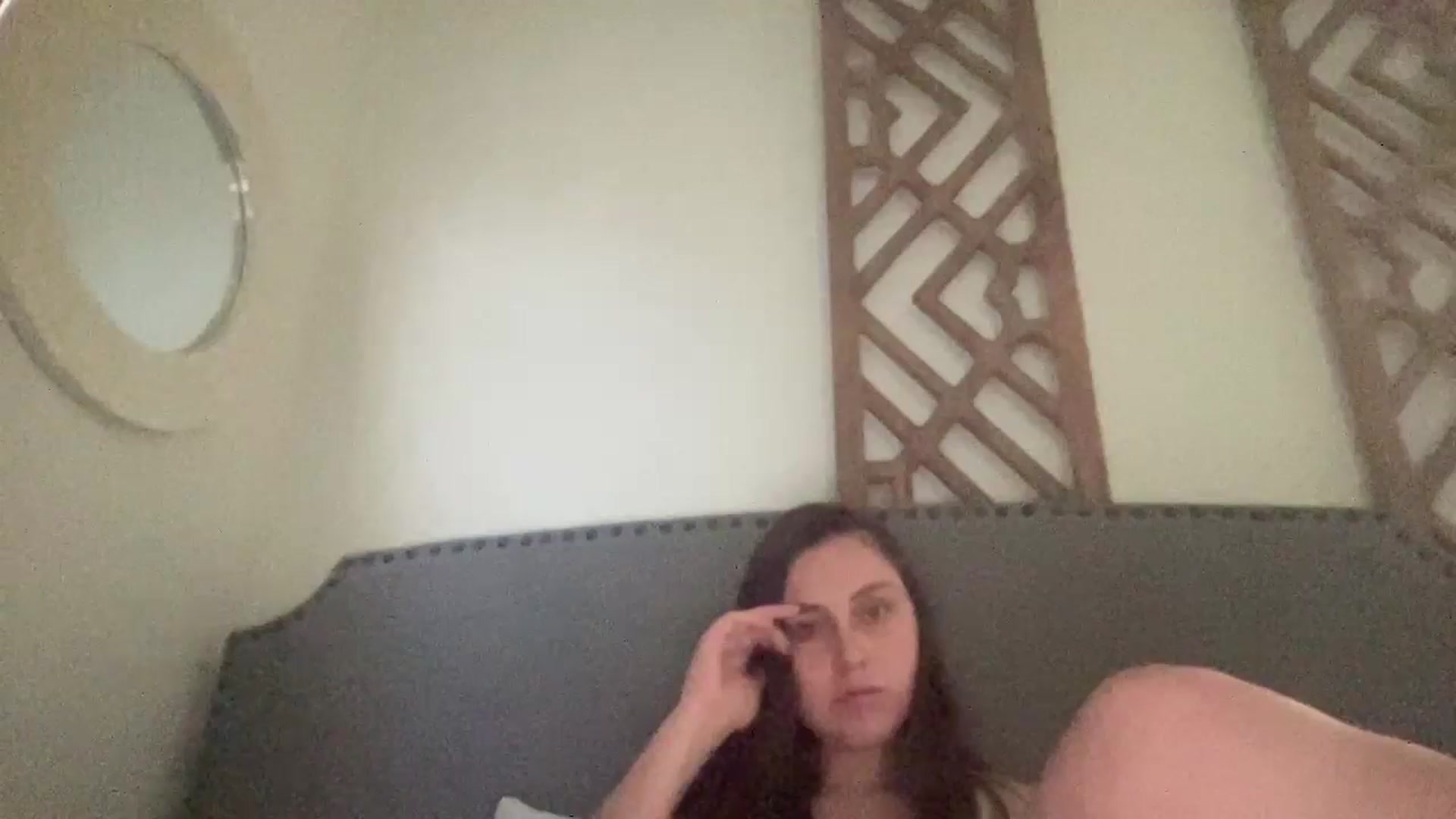 Gallery image thumbnail from lana2437's myfreecams stream on, 08/27/2024, 23:14 image 16 of 20