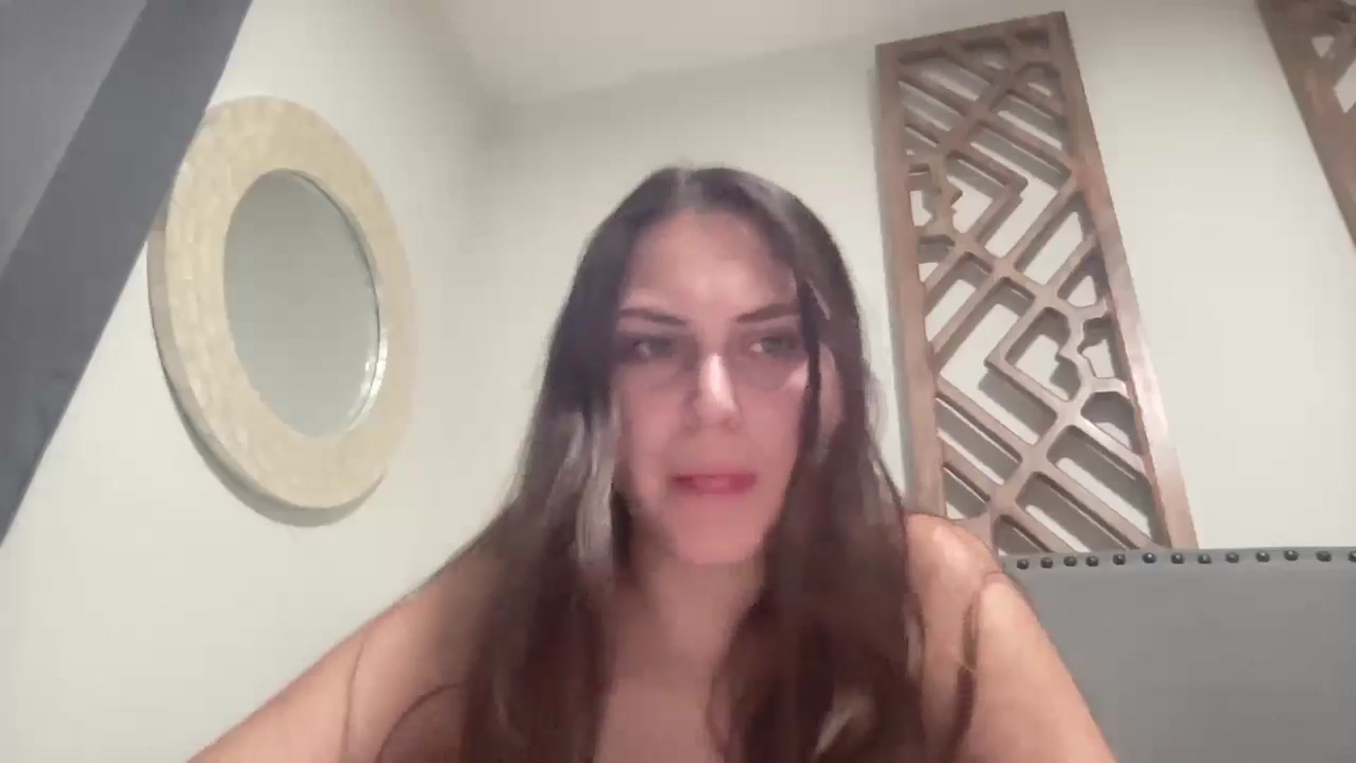 Gallery image thumbnail from lana2437's myfreecams stream on, 08/28/2024, 02:37 image 3 of 20