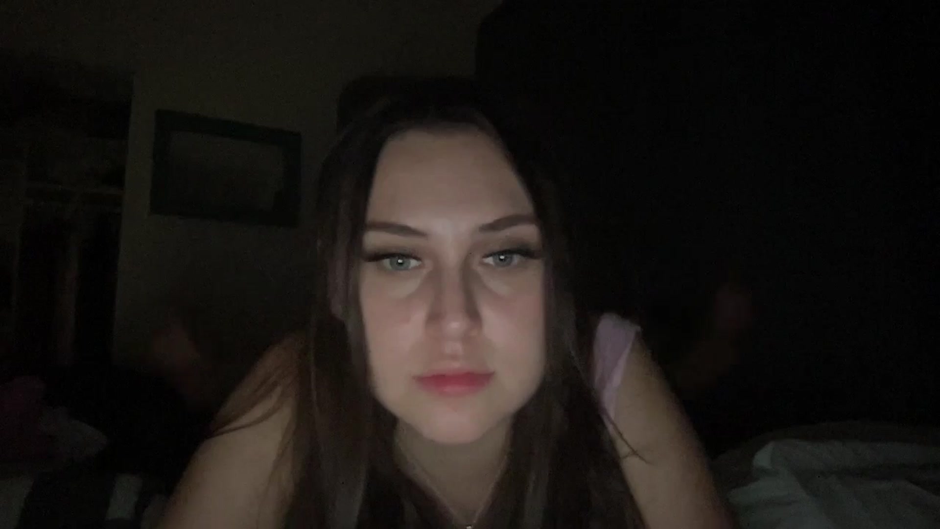 Gallery image thumbnail from lana2437's myfreecams stream on, 08/30/2024, 07:37 image 12 of 20