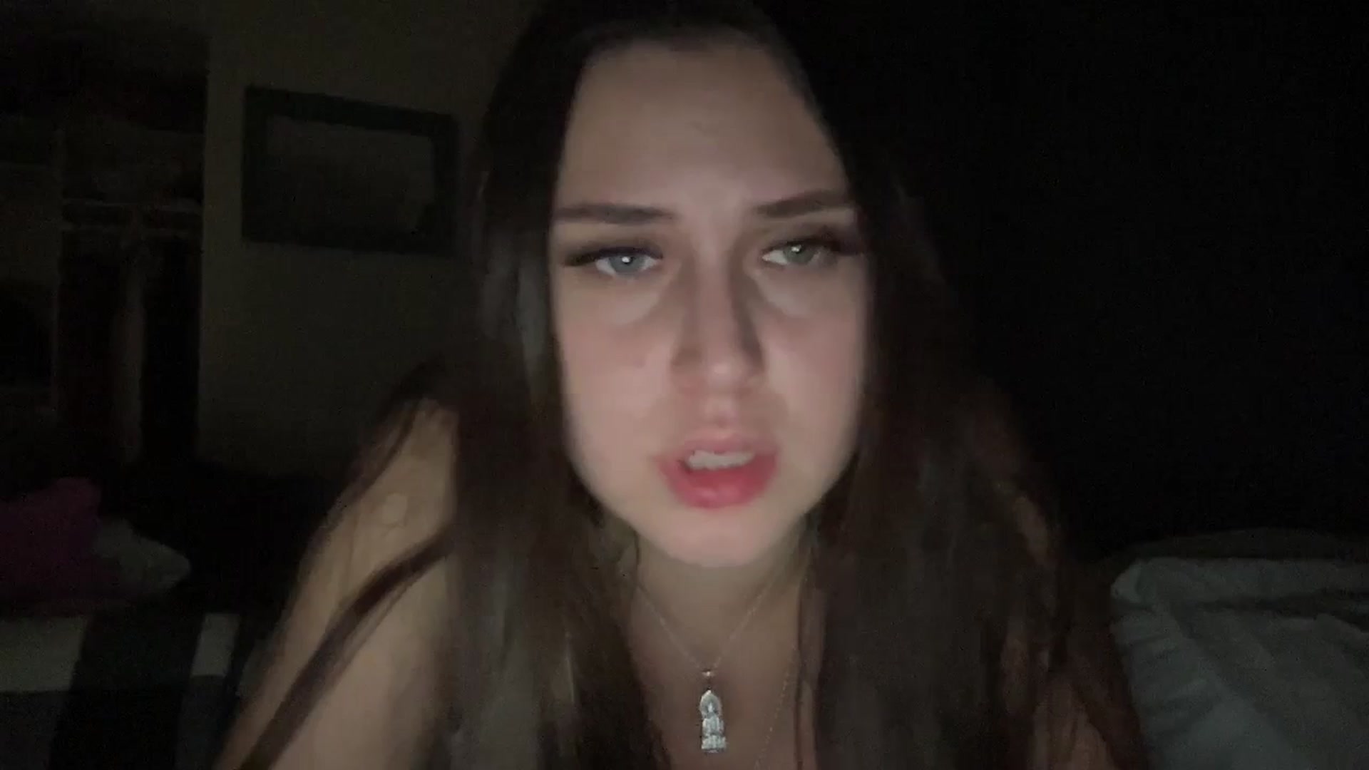 Gallery image thumbnail from lana2437's myfreecams stream on, 08/30/2024, 07:37 image 10 of 20