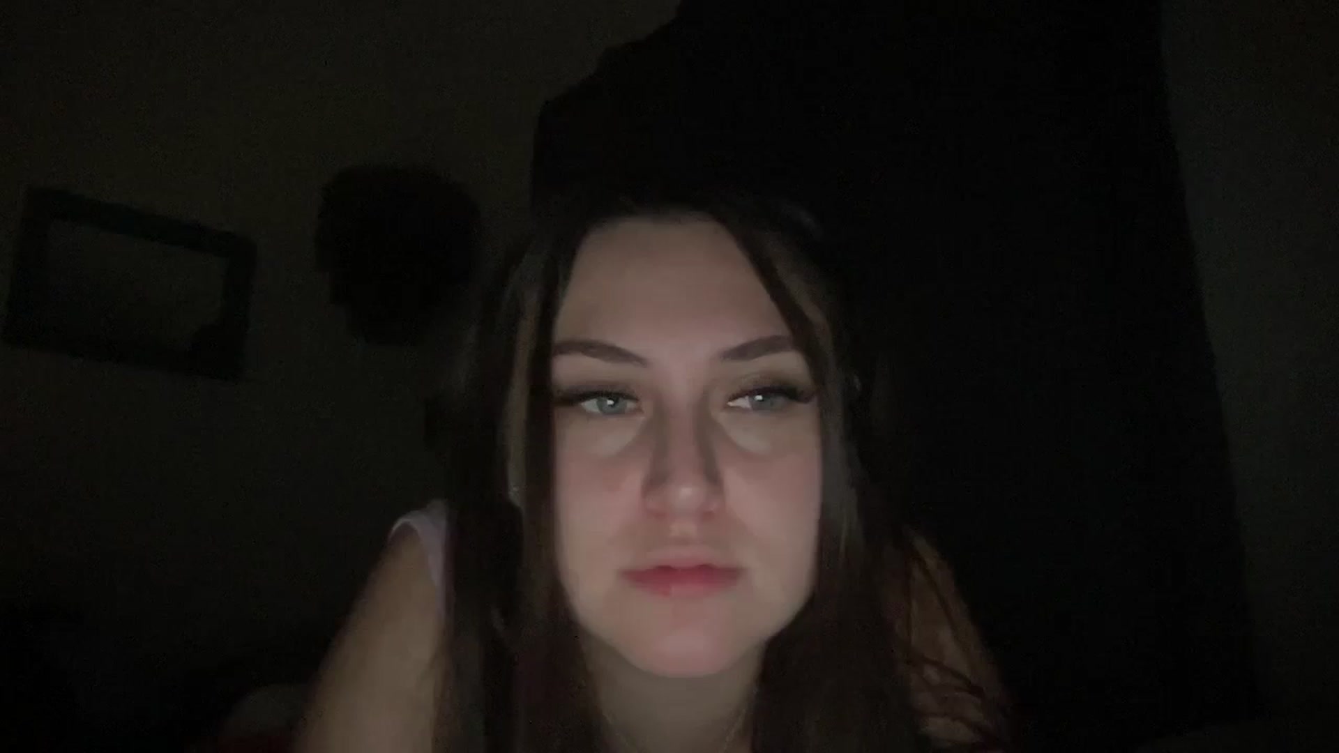 Gallery image thumbnail from lana2437's myfreecams stream on, 08/30/2024, 09:00 image 10 of 20