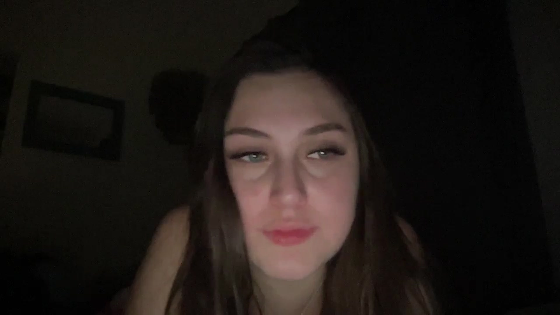 Gallery image thumbnail from lana2437's myfreecams stream on, 08/30/2024, 09:00 image 17 of 20