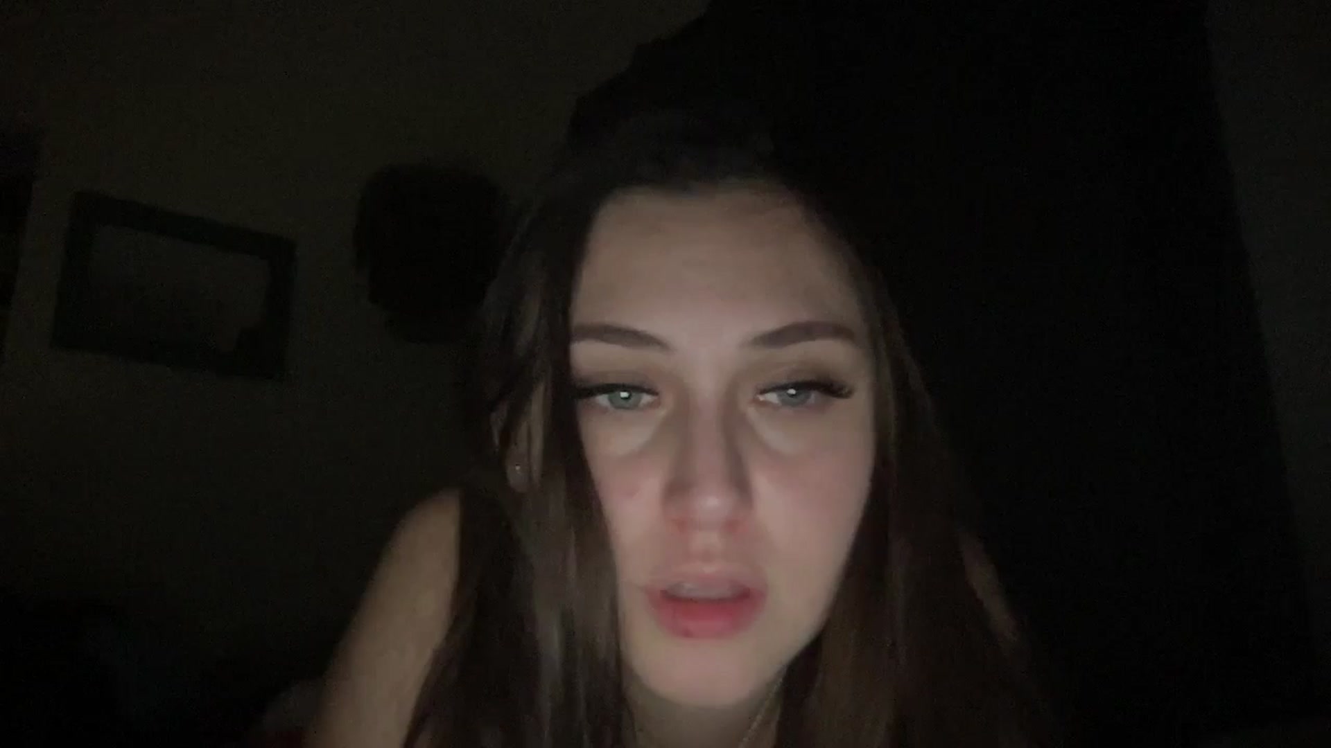 Gallery image thumbnail from lana2437's myfreecams stream on, 08/30/2024, 09:00 image 18 of 20