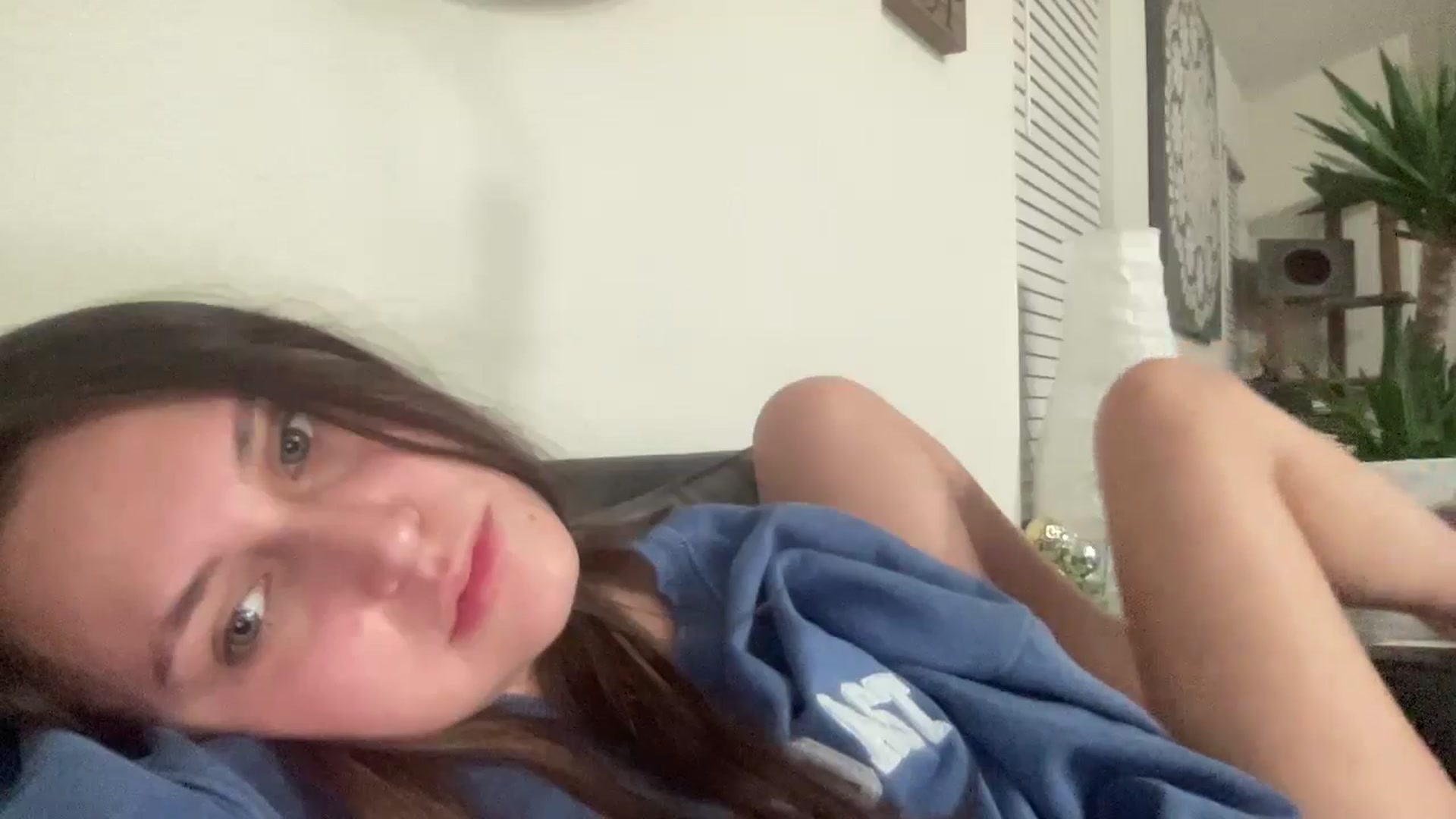 Gallery image thumbnail from lana2437's myfreecams stream on, 09/04/2024, 07:19 image 17 of 20