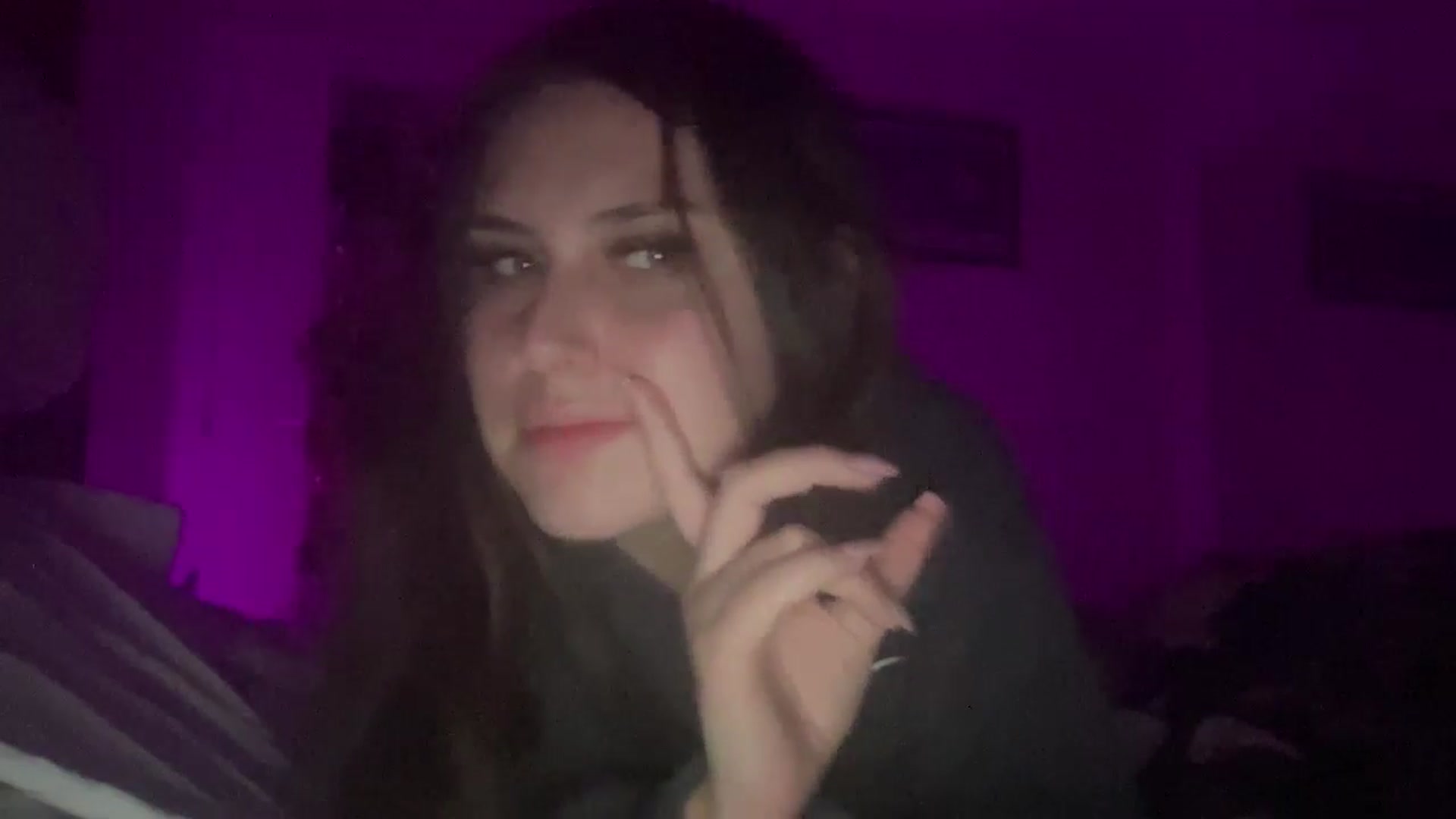 Gallery image thumbnail from lana2437's myfreecams stream on, 09/29/2024, 12:58 image 7 of 20